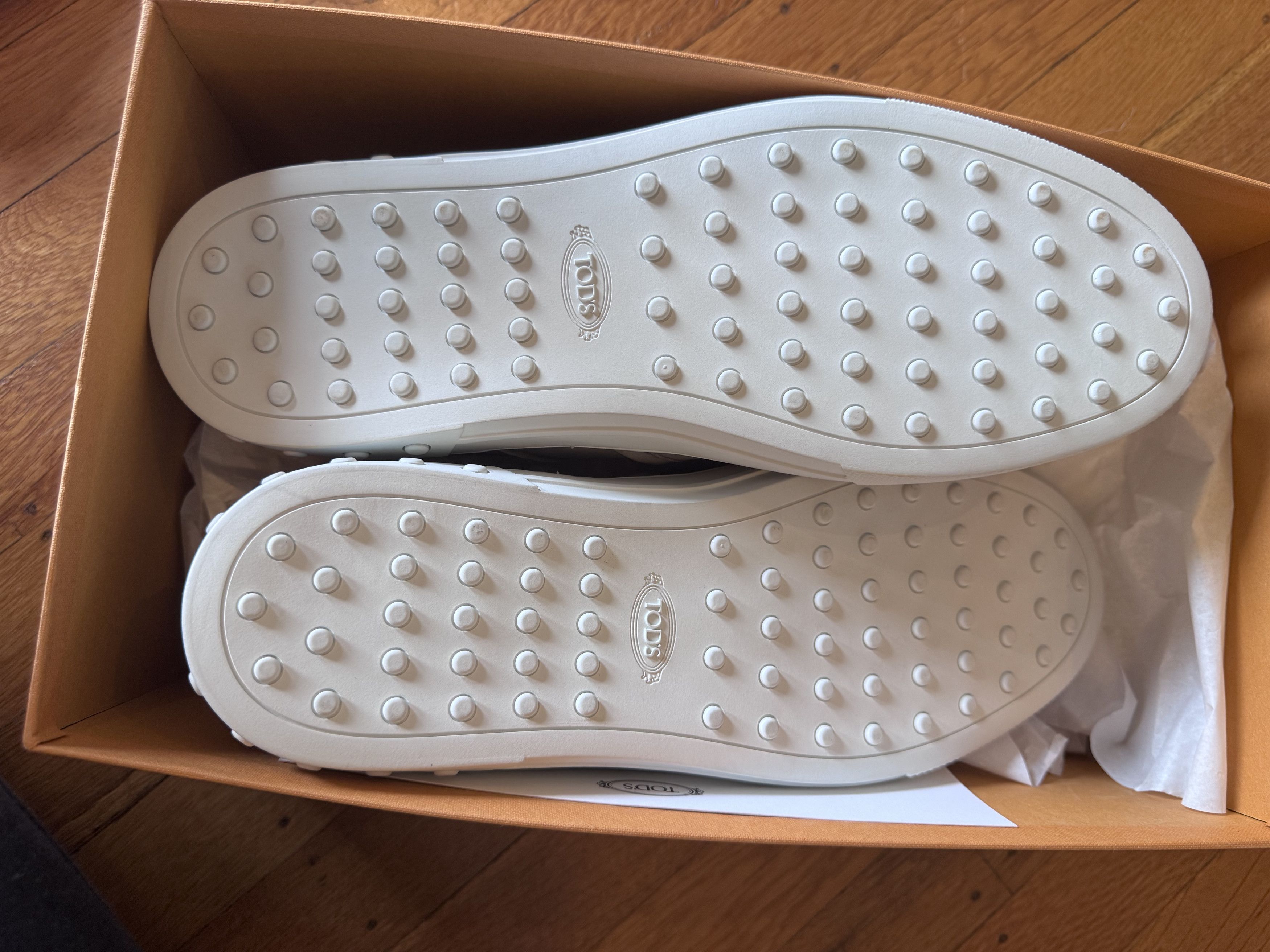 Tod's Tod's Low Top Grey Leather Sneaker Size US 11 / EU 44 - 7 Thumbnail