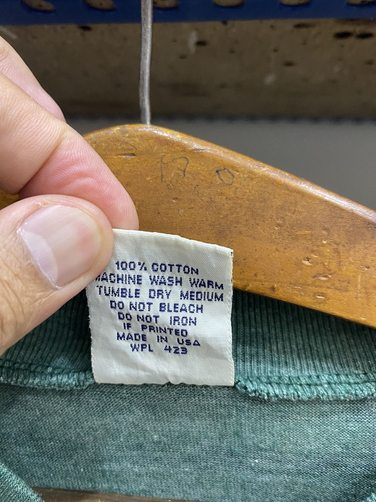 Levi's LEVIS VINTAGE TSHIRT Size US XL / EU 56 / 4 - 9 Thumbnail