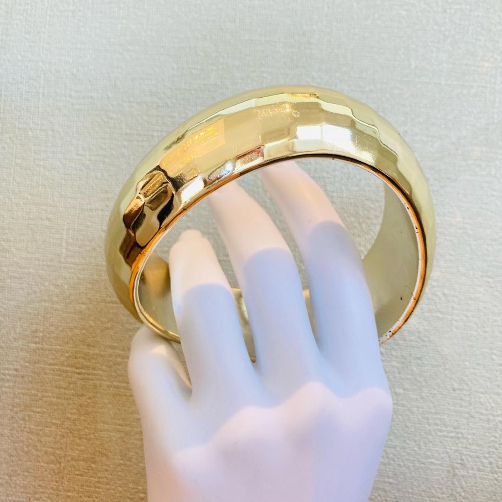 Other Vintage Gold Tone Faceted Bangle Bracelet Wavy Metallic Size ONE SIZE - 3 Thumbnail