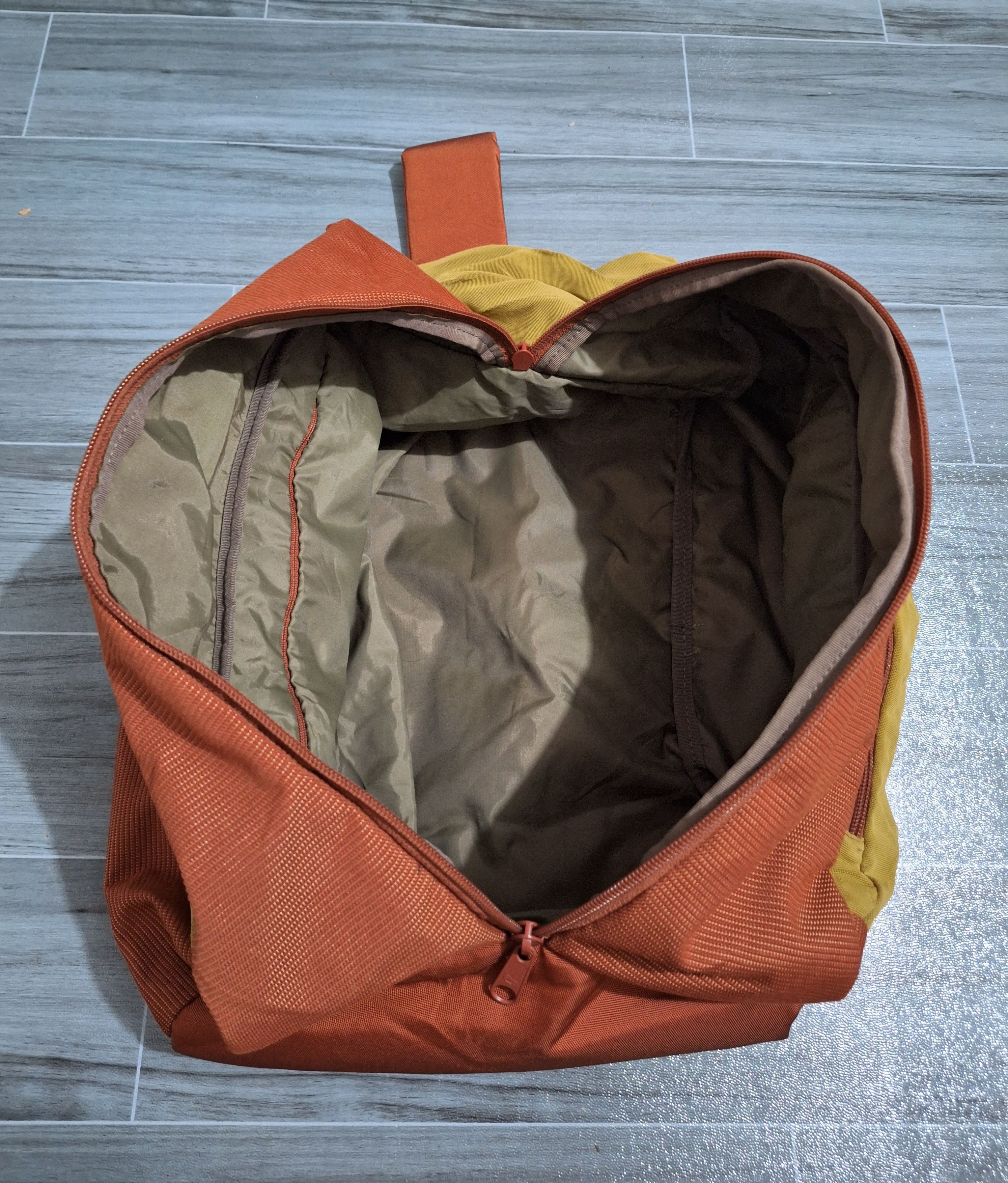 Mandarina Duck MANDARINA DUCK - 90's -Archive -3-Way Convertible Duffle Bag Size ONE SIZE - 12 Thumbnail