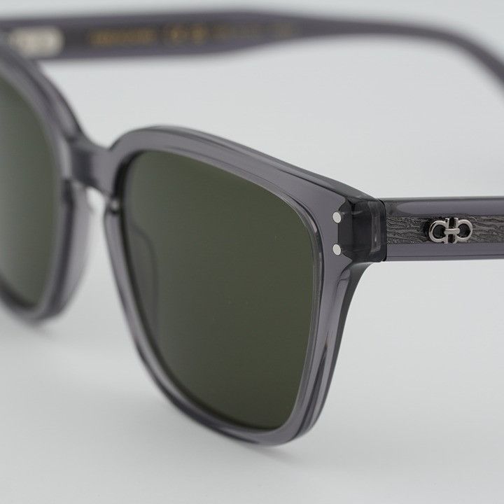 Salvatore Ferragamo Salvatore Ferragamo SF1040SCP 020 Sunglasses Grey Square Size ONE SIZE - 2 Thumbnail