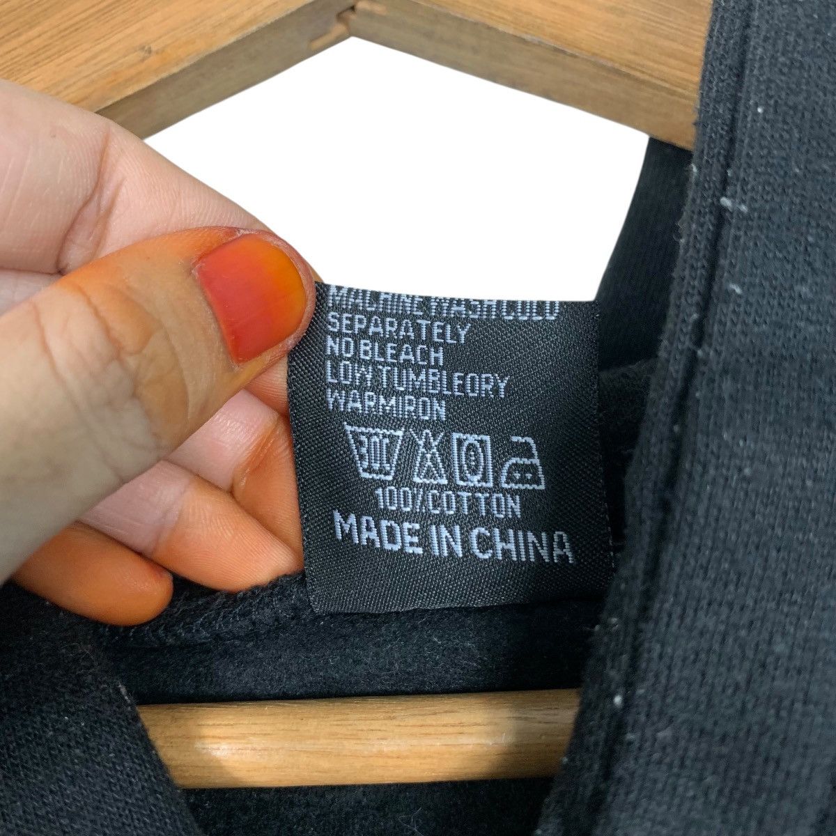 Vans Y2k VANS Of The Wall Big Logo Pullover Hoodies #3593-C164 Size US L / EU 52-54 / 3 - 11 Thumbnail