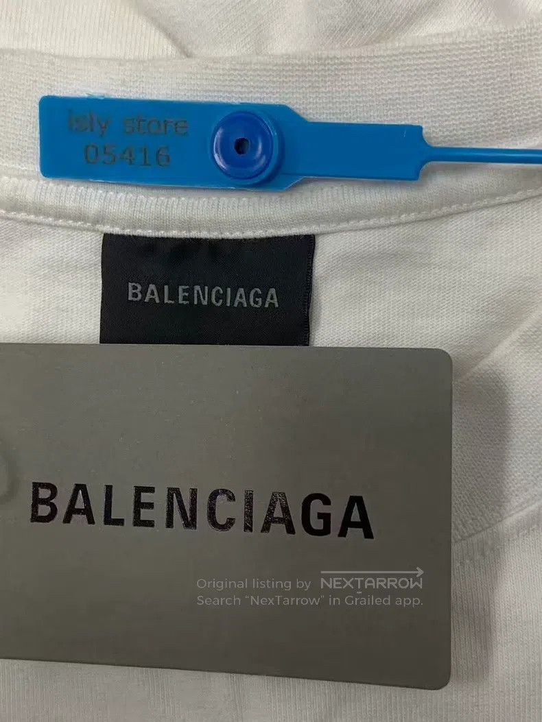 Balenciaga Balenciaga Printed Round Neck Short Sleeve T-Shirt in Whit Size US S / EU 44-46 / 1 - 4 Thumbnail