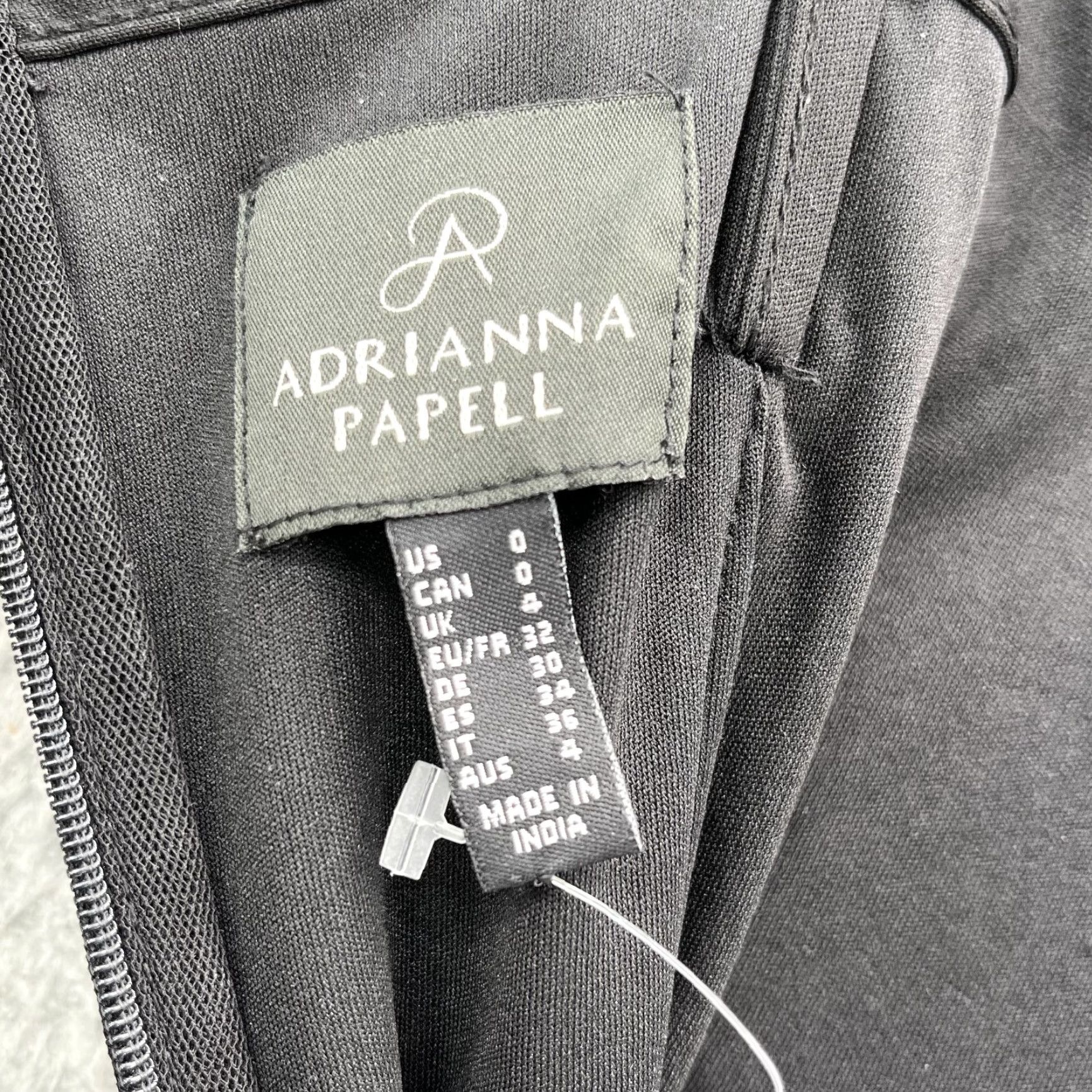 Adrianna Papell Adrianna Papell Mermaid Dress Women Black Short Sleeve V-Neck Beaded Embroidered Rhinestone Sequin Gown Party Formal Wedding 0 M Size M / US 6-8 / IT 42-44 - 4 Thumbnail
