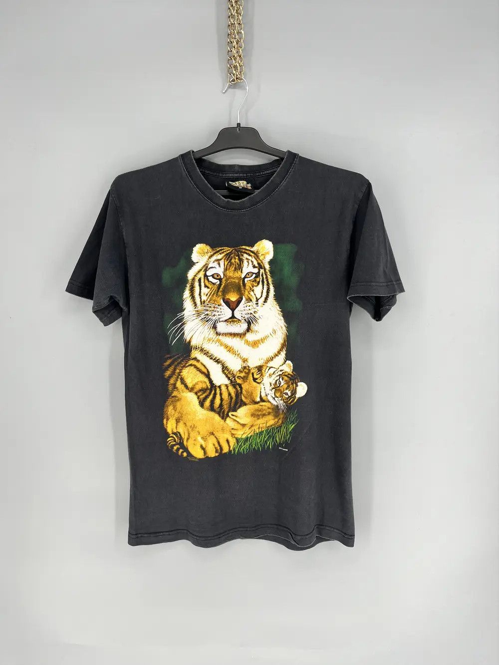 Vintage Vintage Y2K 90s Tiger Face Boxy Fit Tee Zip It London Size US M / EU 48-50 / 2 - 1 Thumbnail