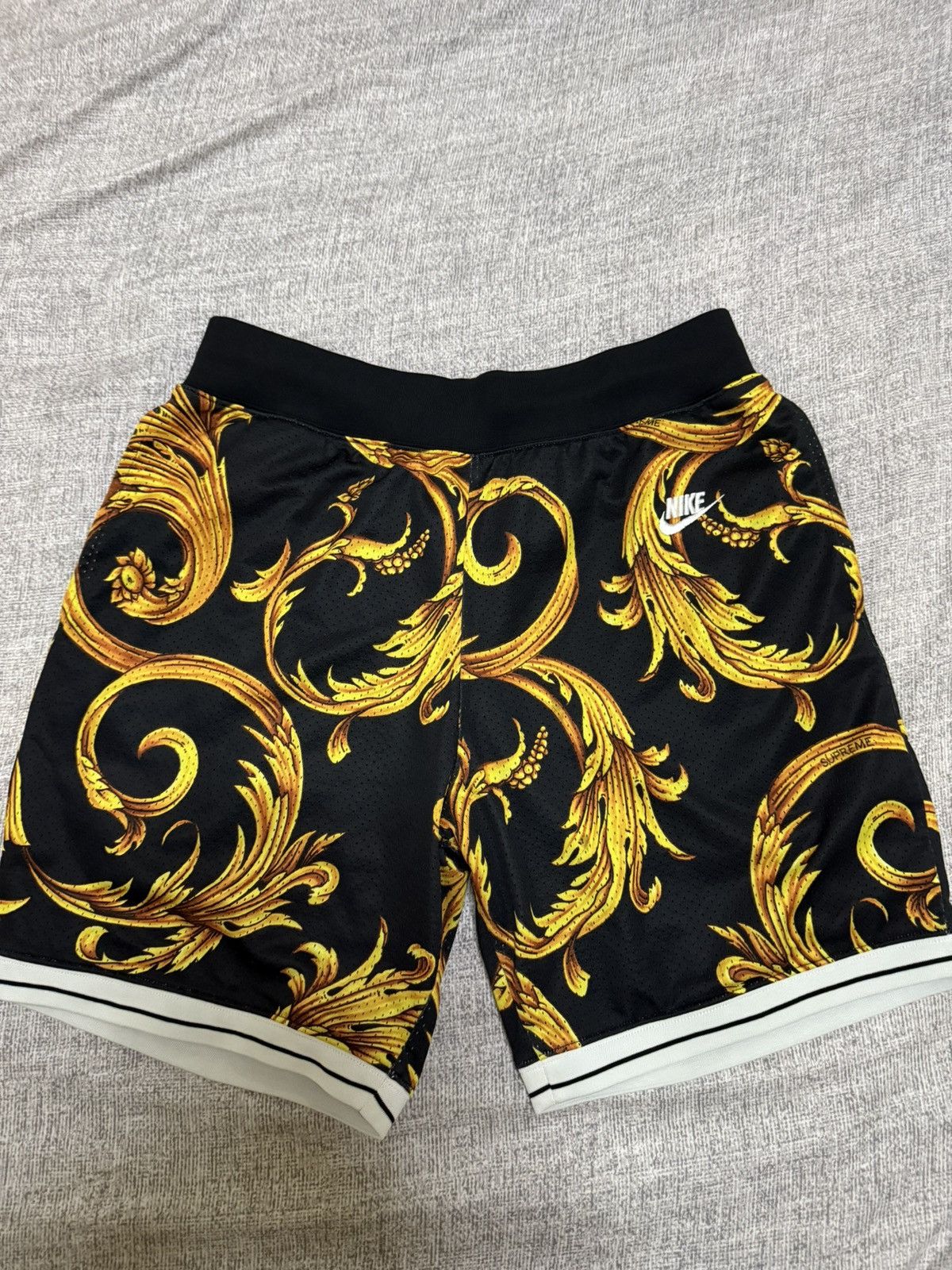 Nike × Supreme Supreme nike basketball shorts Size US 30 / EU 46 - 1 Thumbnail