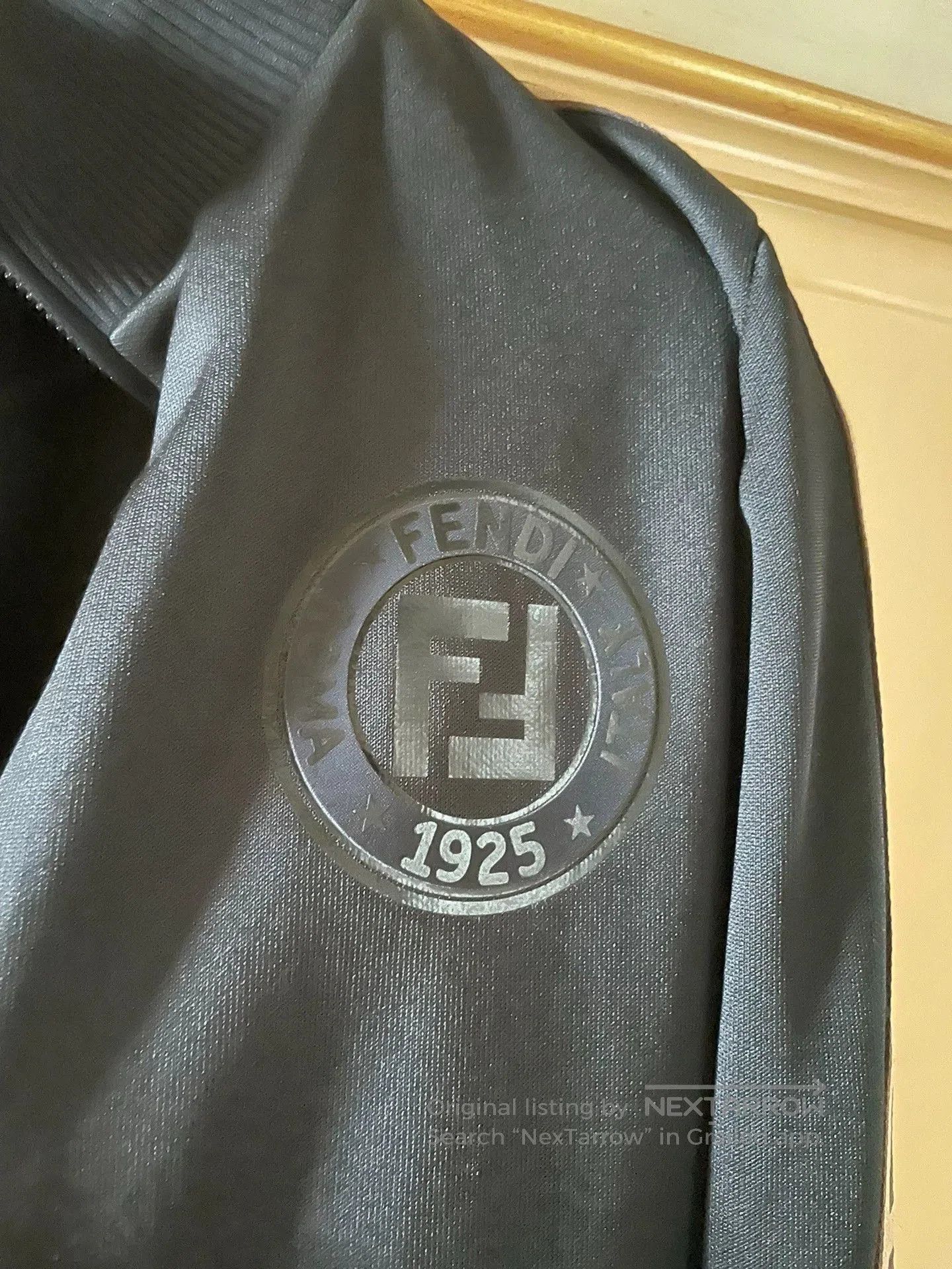 Fendi fendi short sporty jacket with logo design. Size US S / EU 44-46 / 1 - 2 Thumbnail