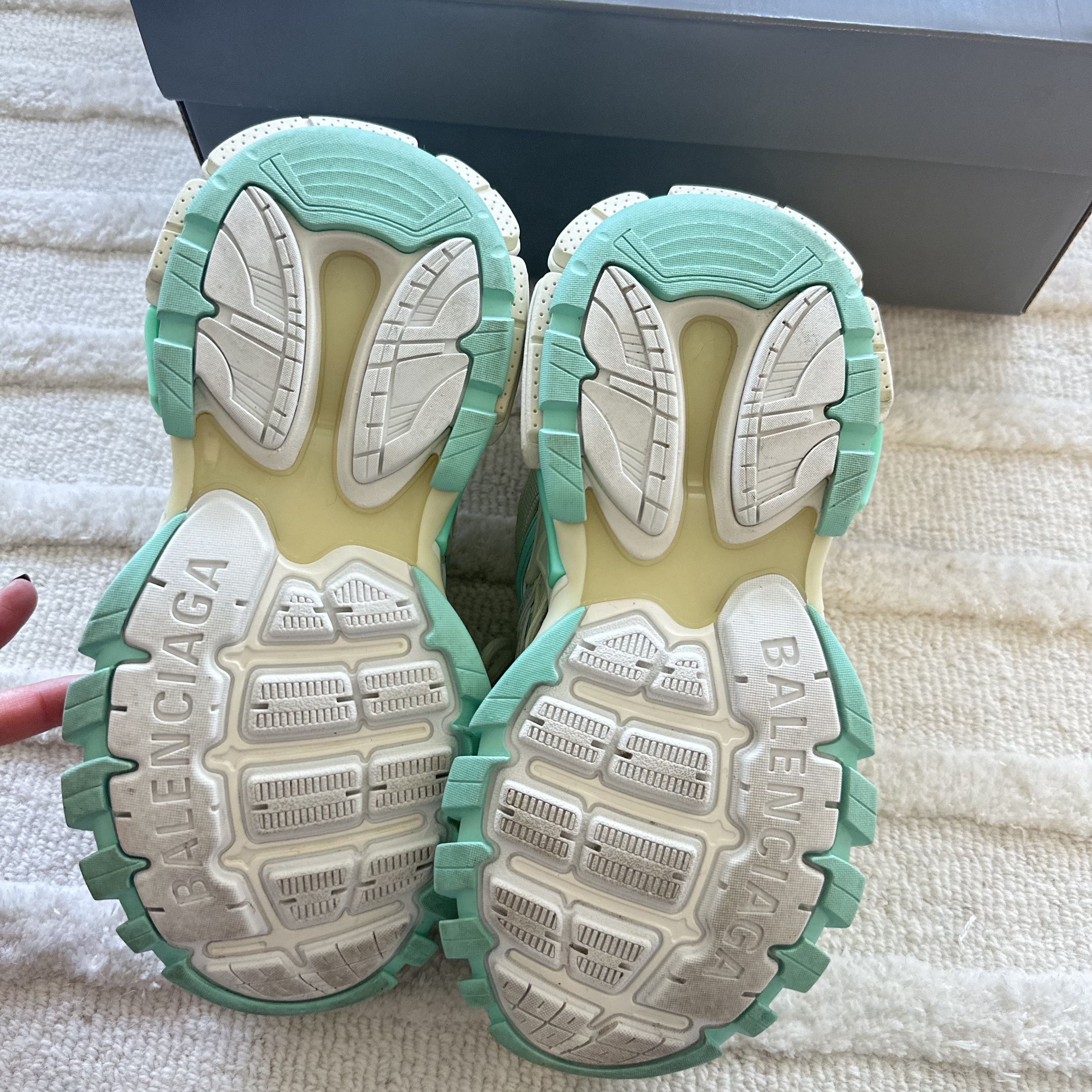 Balenciaga Balenciaga Track.2 Mint Sneakers Size US 7 / IT 37 - 4 Thumbnail