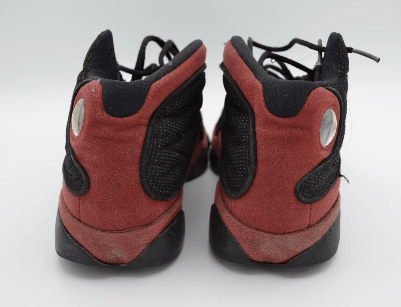 Jordan Brand Jordan 13 breds 414574-004 7y Size US 7 / EU 40 - 4 Thumbnail
