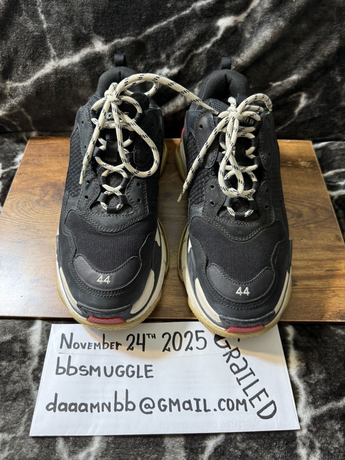 Balenciaga Balenciaga Triple S size44 first release Size US 11 / EU 44 - 2 Thumbnail
