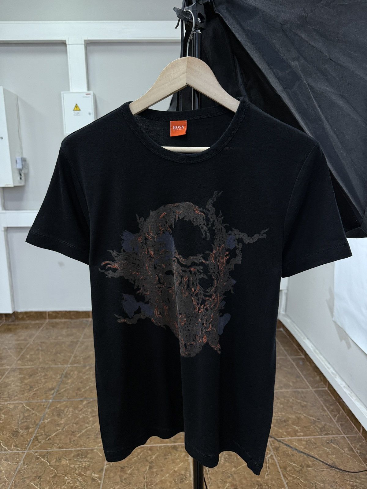 Hugo Boss 🇮🇹💀 Archive Hugo Boss Luxury T-Shirt Orange Tag Rare Retro Size US L / EU 52-54 / 3 - 1 Thumbnail