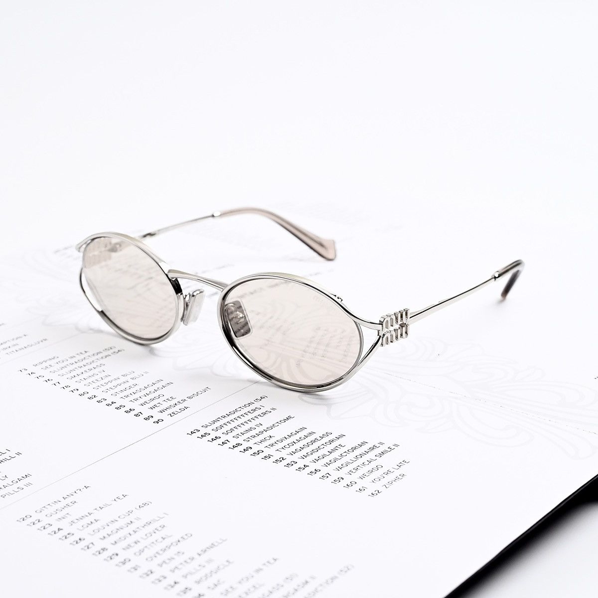 MIU MIU 0MU 52YS SUNGLASSES
