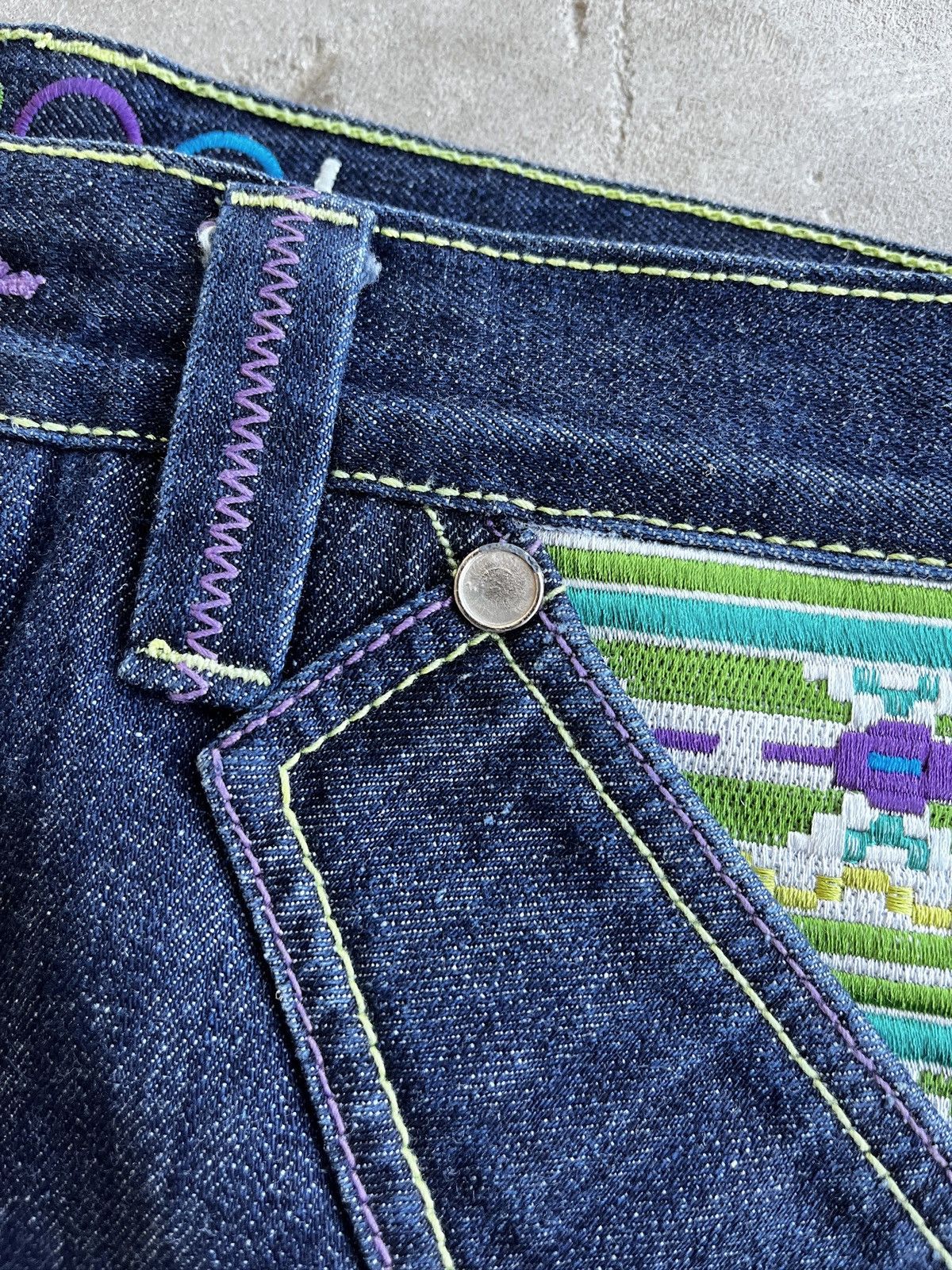 Coogi Vintage 1990s Coogi Embroidered Pocket Jeans (unisex) Size US 36 / EU 52 - 8 Thumbnail