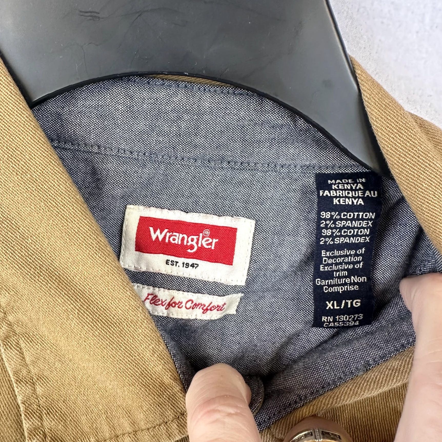 Wrangler Wrangler Shirt Mens XL Brown Comfort Flex Button Up Long Sleeve Work Casual Twill Cotton Spandex Pockets Western Vintage: No Size US XL / EU 56 / 4 - 5 Thumbnail