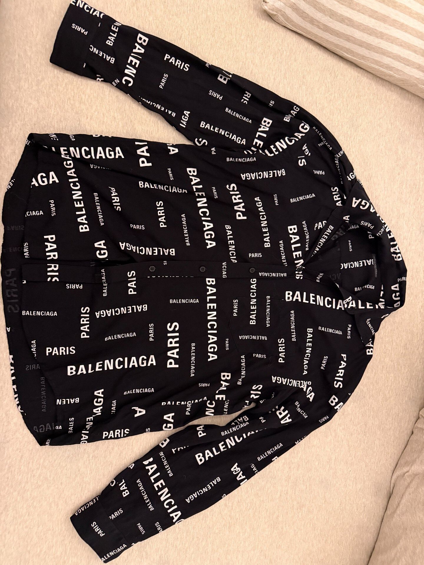 DEFEND PARIS balenciaga black long sleeve shirt with print Size US XS / EU 42 / 0 - 1 Thumbnail