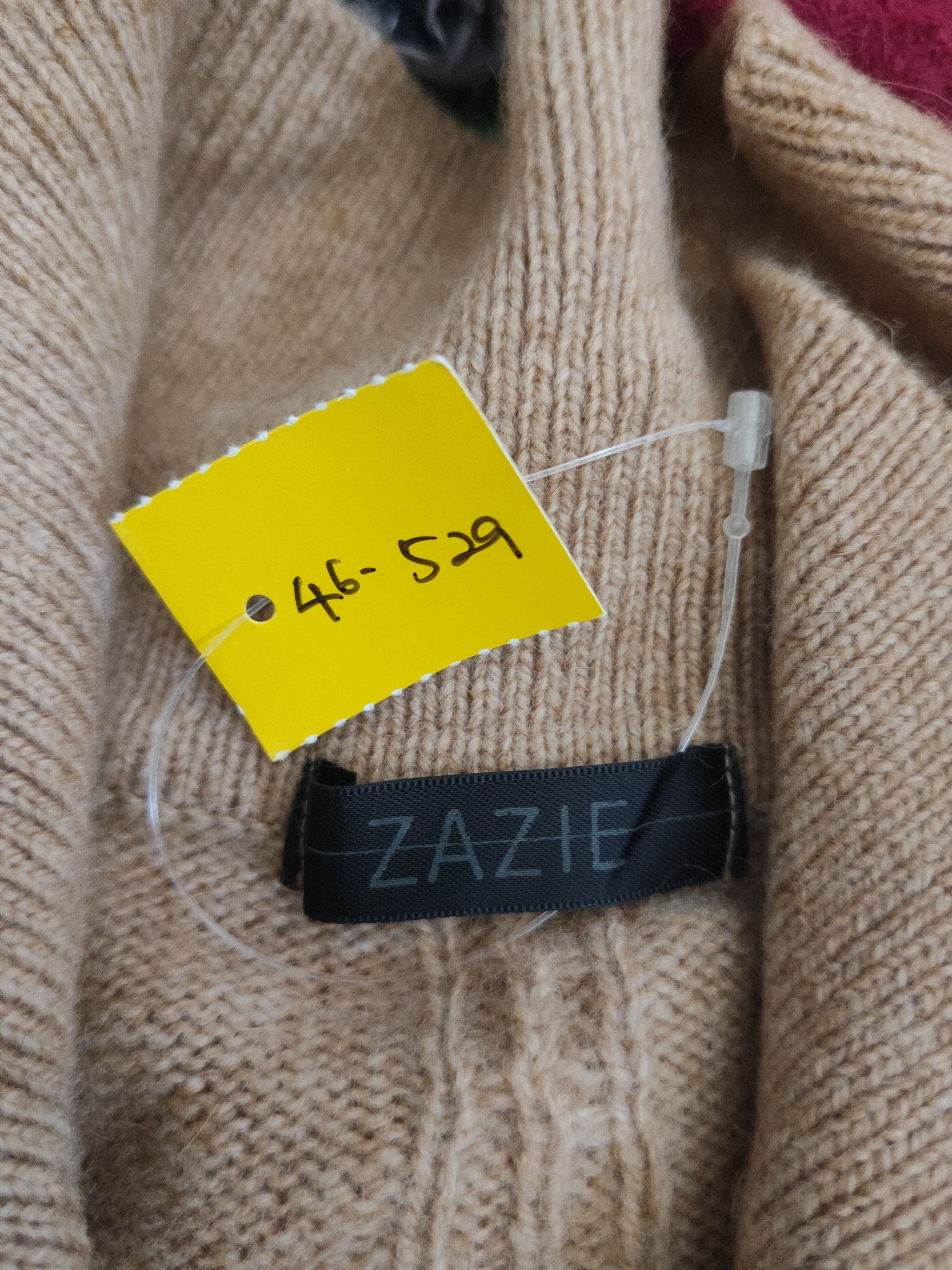 Japanese Brand DL Zazie Beige Knitwear Sweaters #46-529 Size US L / EU 52-54 / 3 - 14 Thumbnail