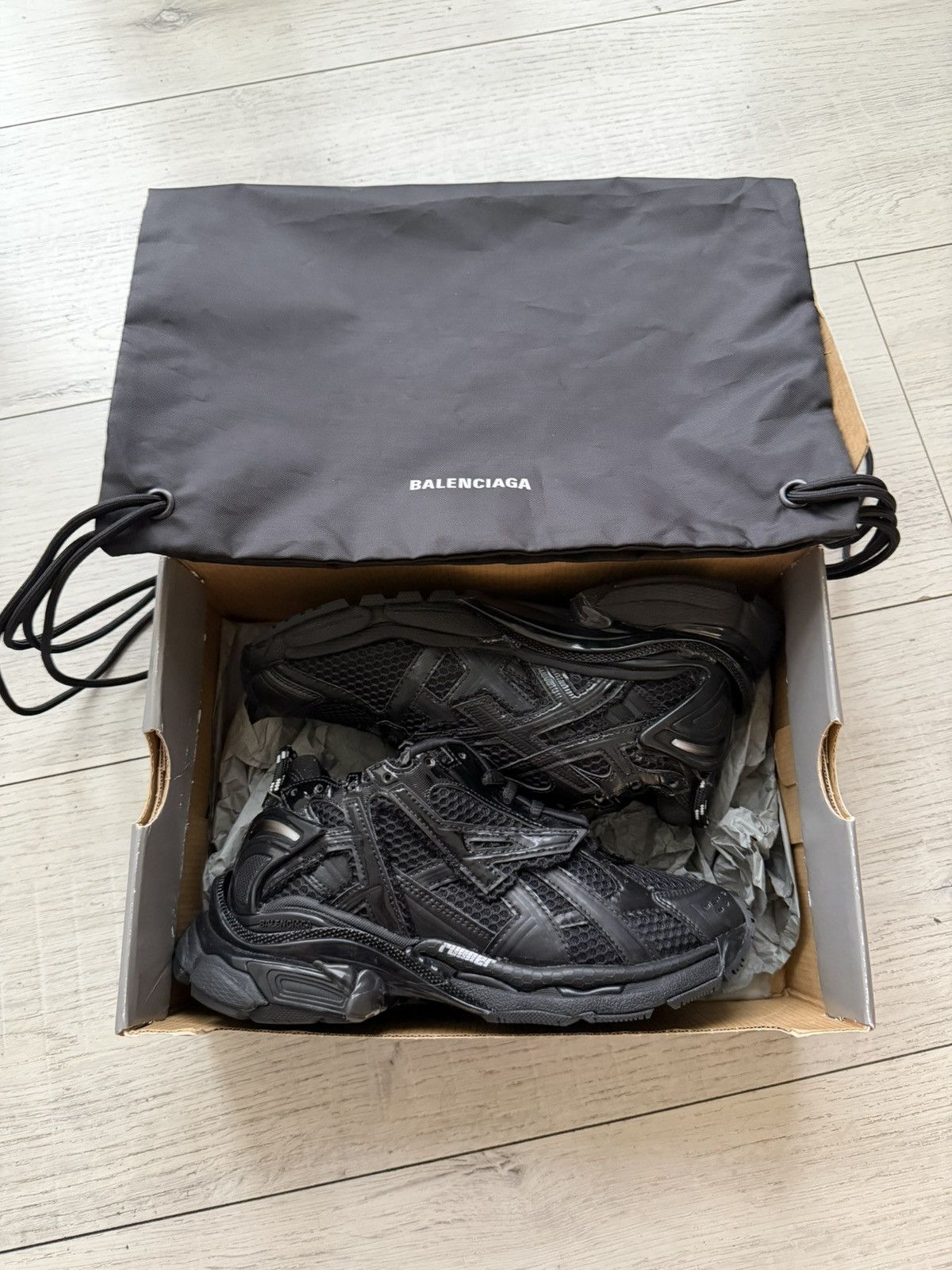 Balenciaga Balenciaga Runner Black Size US 7 / IT 37 - 1 Thumbnail