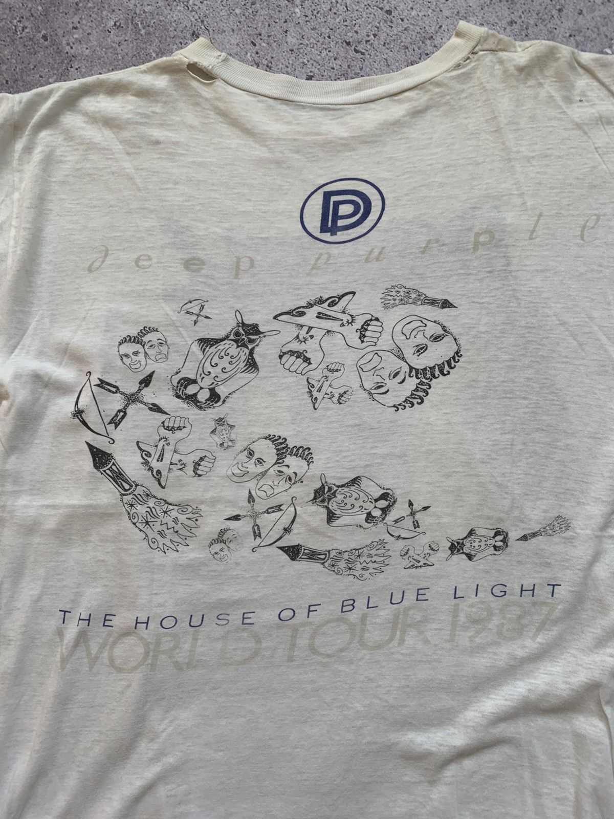 Band Tees 🔥TRASHED DEEP PURPLE THE HOUSE OF BLUE LIGHT 1987 TOUR TEE Size US XL / EU 56 / 4 - 16 Thumbnail
