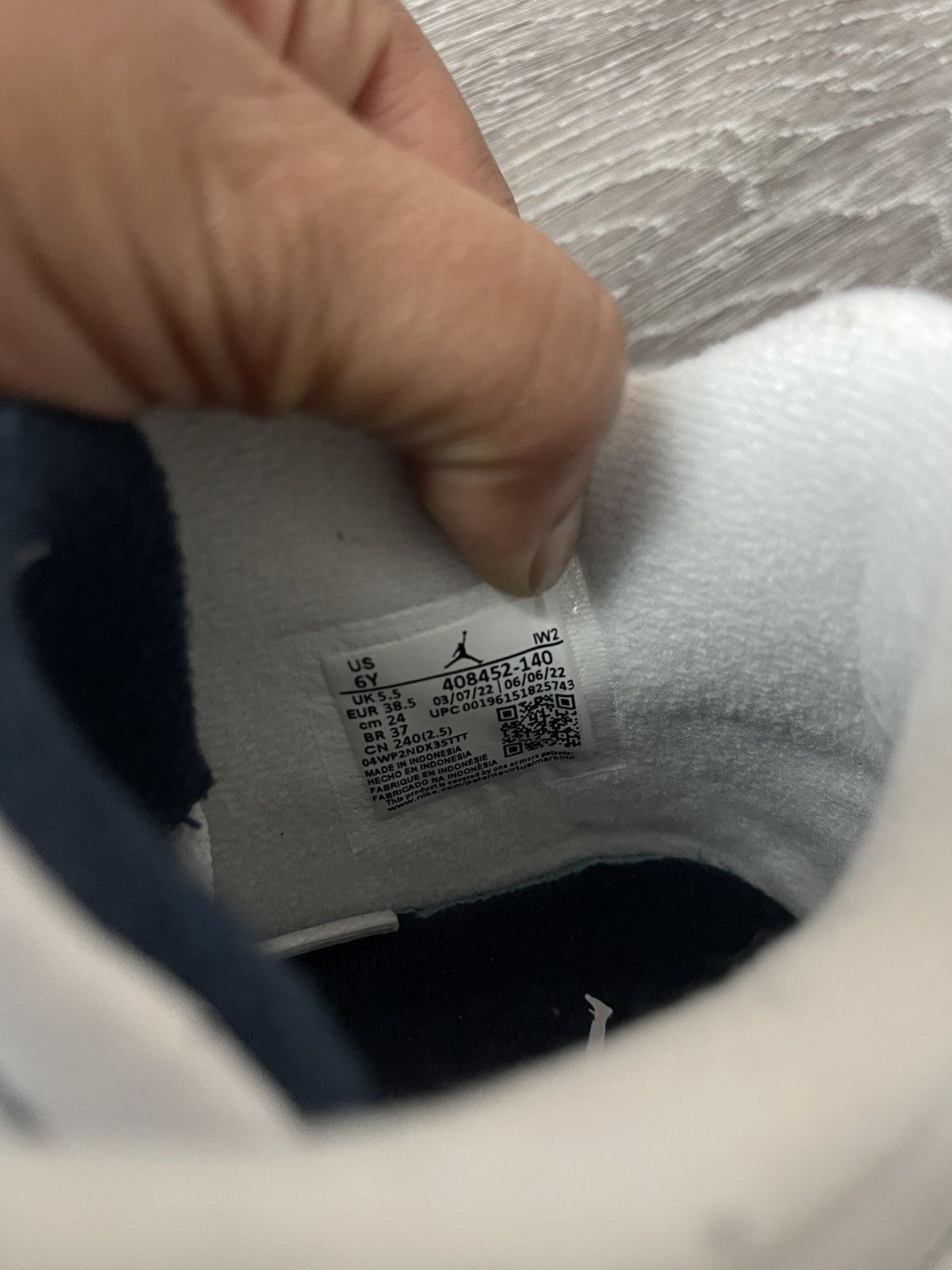 Jordan Brand Jordan Retro 4 Midnight Navy Size US 6 / EU 39 - 4 Thumbnail