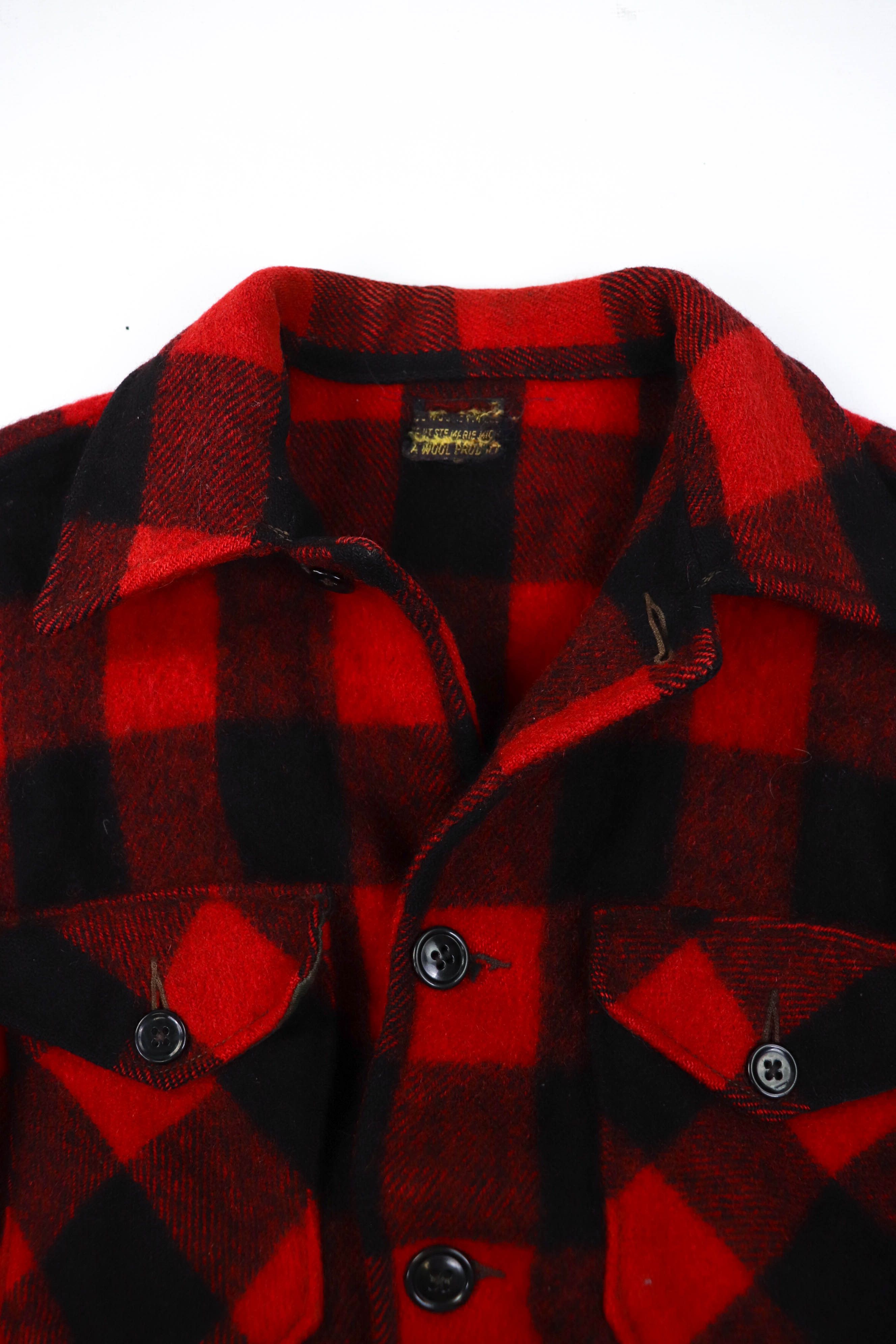 Vintage Vintage Red Buffalo Plaid Wool Lumberjack Overshirt Jacket Size US M / EU 48-50 / 2 - 20 Thumbnail