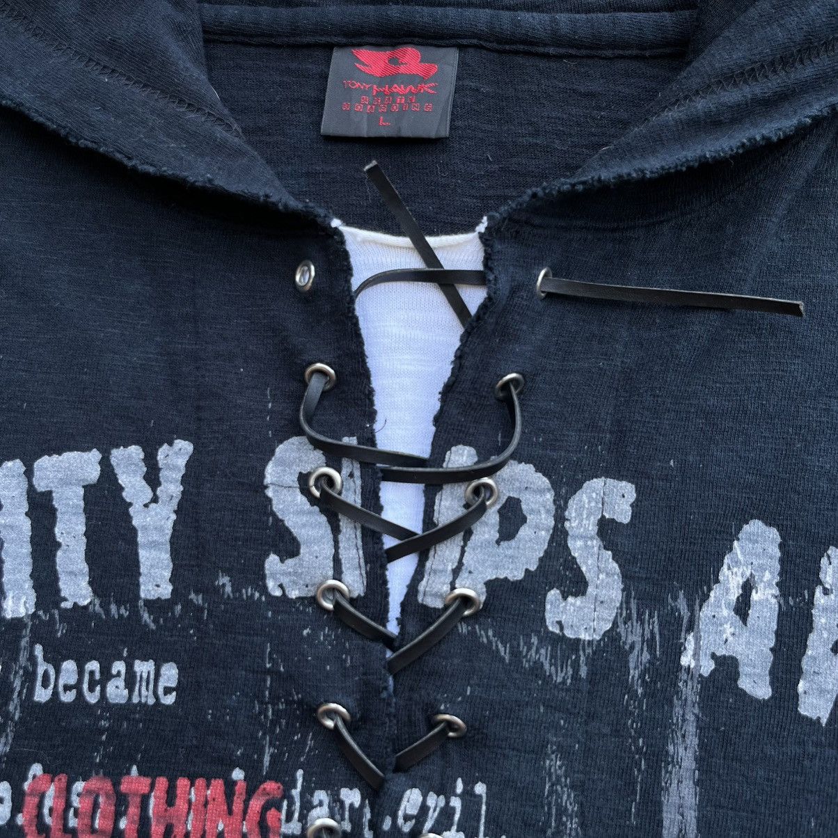 Tony Hawk TONY HAWK LACE UP HOODIE POEM SKATE Y2K VINTAGE TEE Size US L / EU 52-54 / 3 - 3 Thumbnail