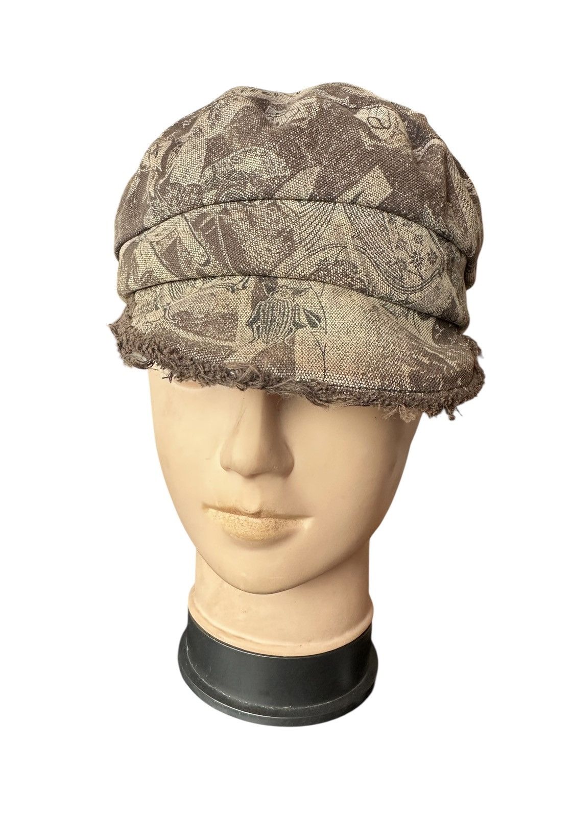 John Galliano “John Galliano Distressed Floral newboys hats Size ONE SIZE - 1 Thumbnail