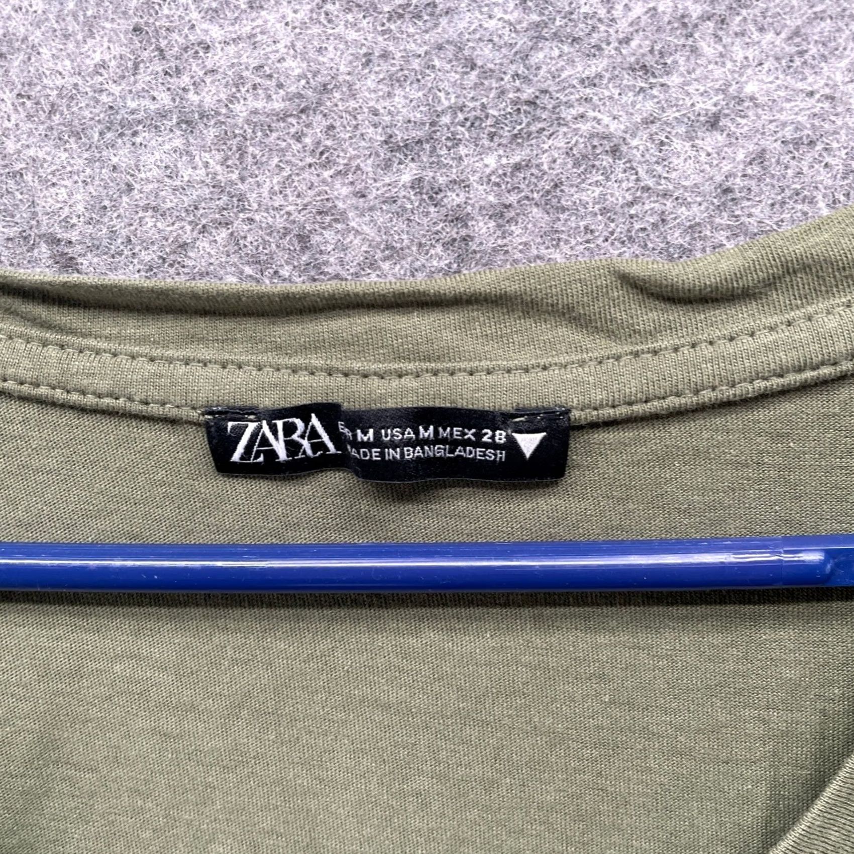 Zara Zara V-Neck T-Shirt Womens M Short Sleeve Olive Green Cotton Basic Size M / US 6-8 / IT 42-44 - 5 Thumbnail