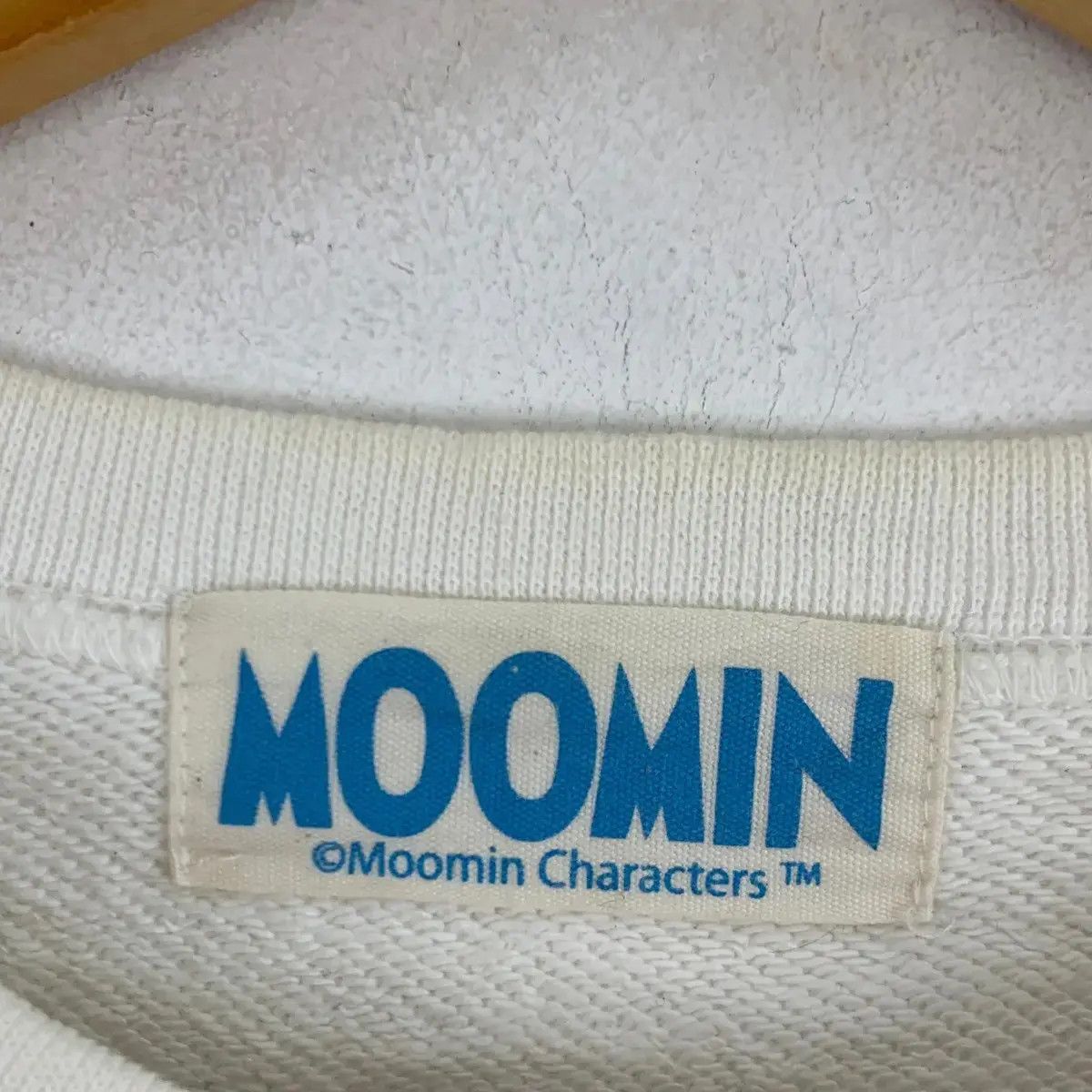 Vintage MOOMIN CHARACTER Cartoon Series Big Print White Sweatshirt Size US M / EU 48-50 / 2 - 6 Thumbnail