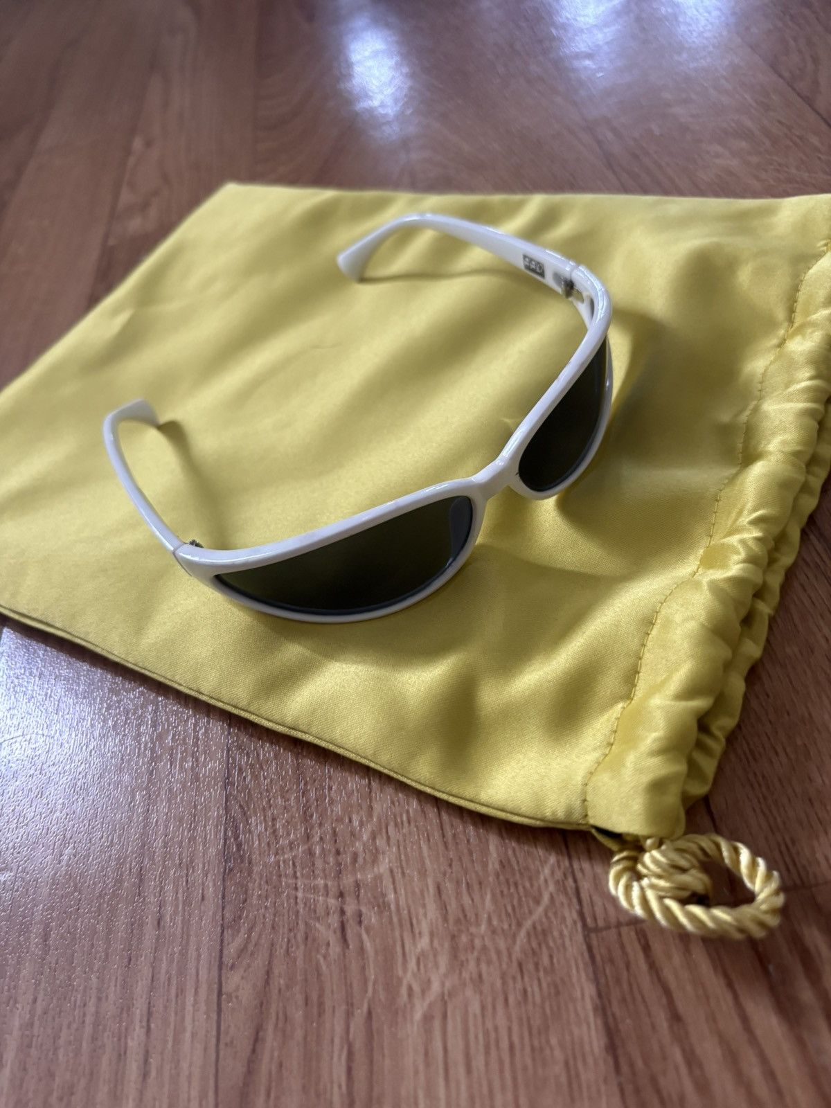 99%IS- Original 'MY WAY'(Sid Vicious ver) Sunglasses (WHITE) Size ONE SIZE - 3 Thumbnail
