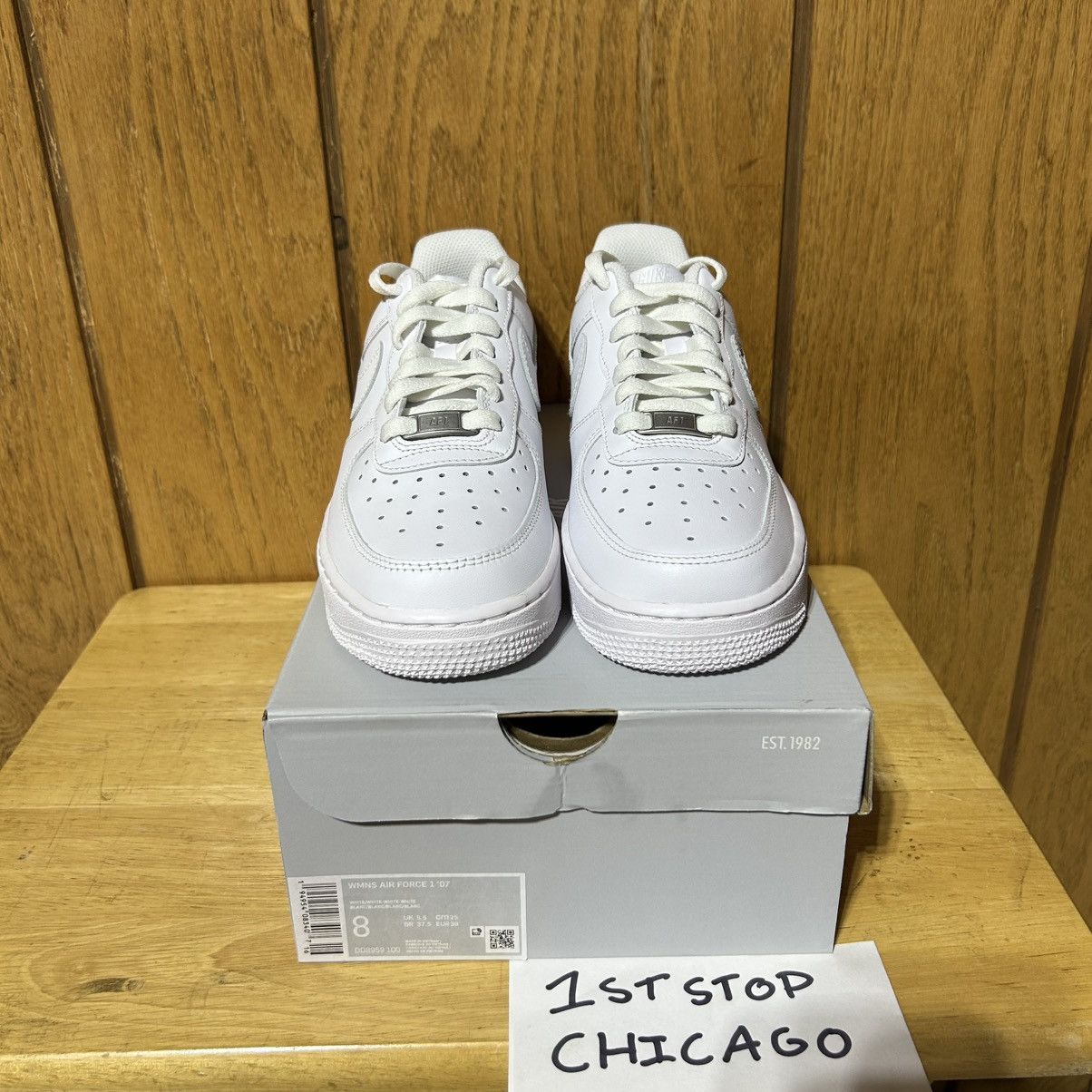 Nike Nike Air Force 1 Low '07 Triple White DD8959-100 Women’s 8 Size US 8 / IT 38 - 2 Thumbnail