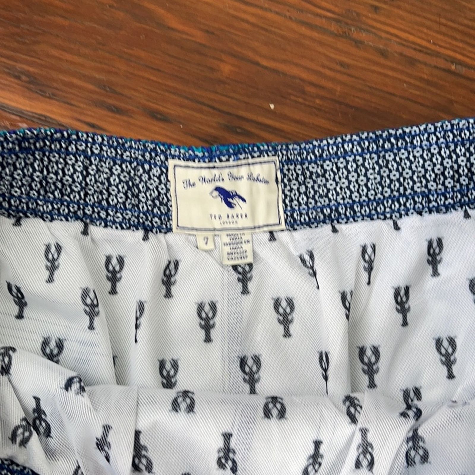 Ted Baker Ted Baker lined geometric print swim trunks sz 7 Size US 36 / EU 52 - 4 Thumbnail