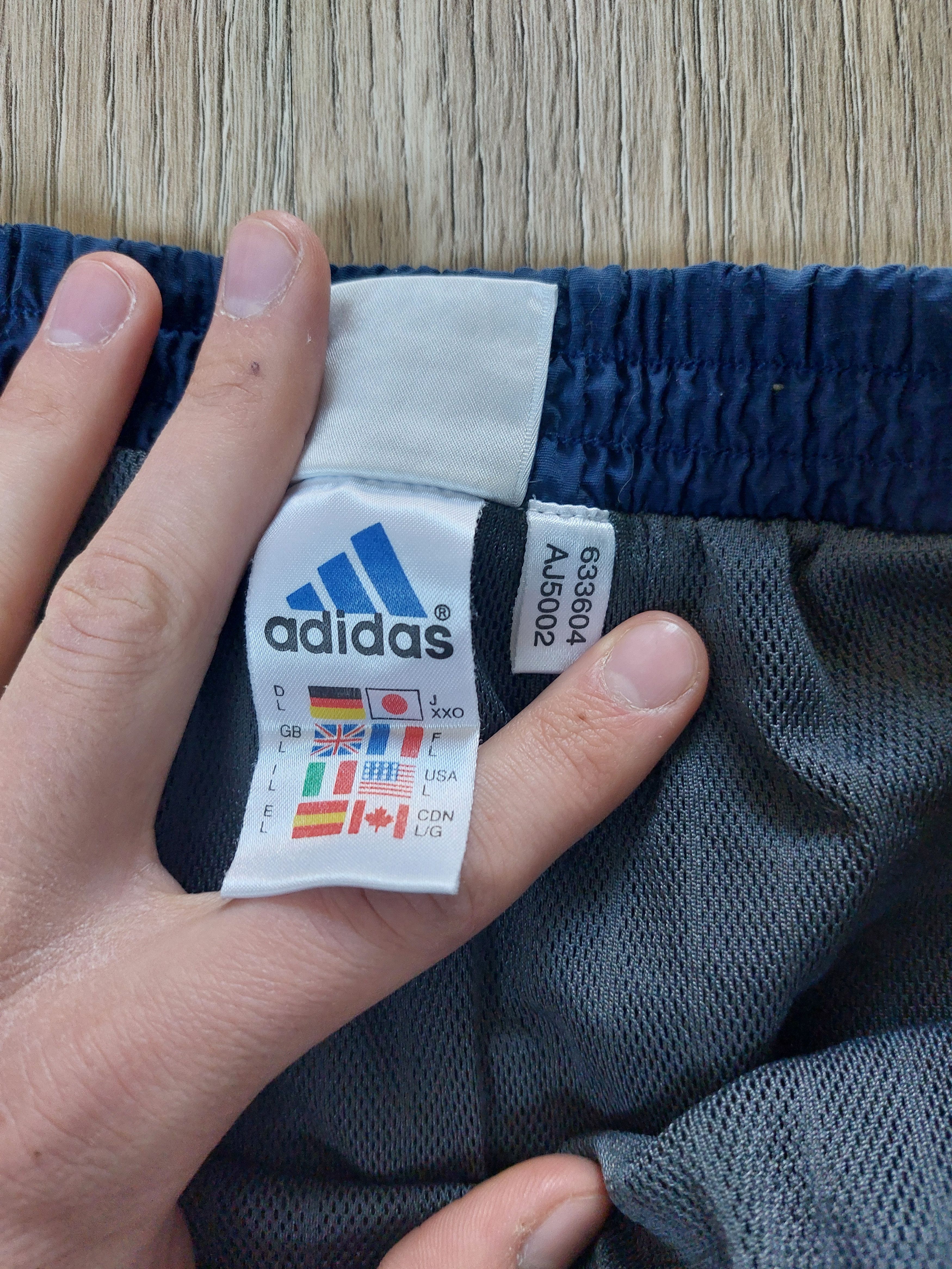 Adidas Vintage Adidas Swim Shorts Size US 34 / EU 50 - 7 Thumbnail