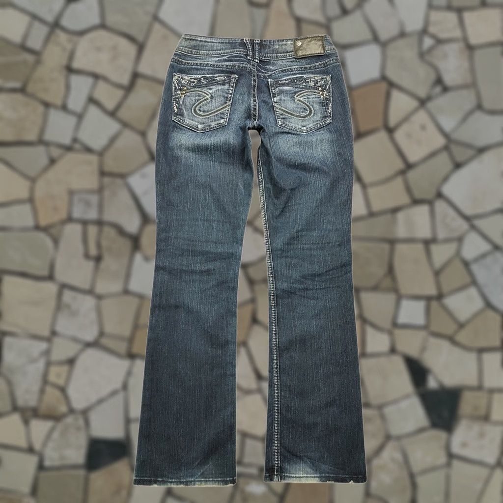 Silver Jeans Co. Silver Jeans Suki 17'' Denim Jeans Womens Bootcut Regular 28x31 Dark Wash Embroidered blue Jeans Womens Size 28" / US 6 / IT 42 - 1 Thumbnail