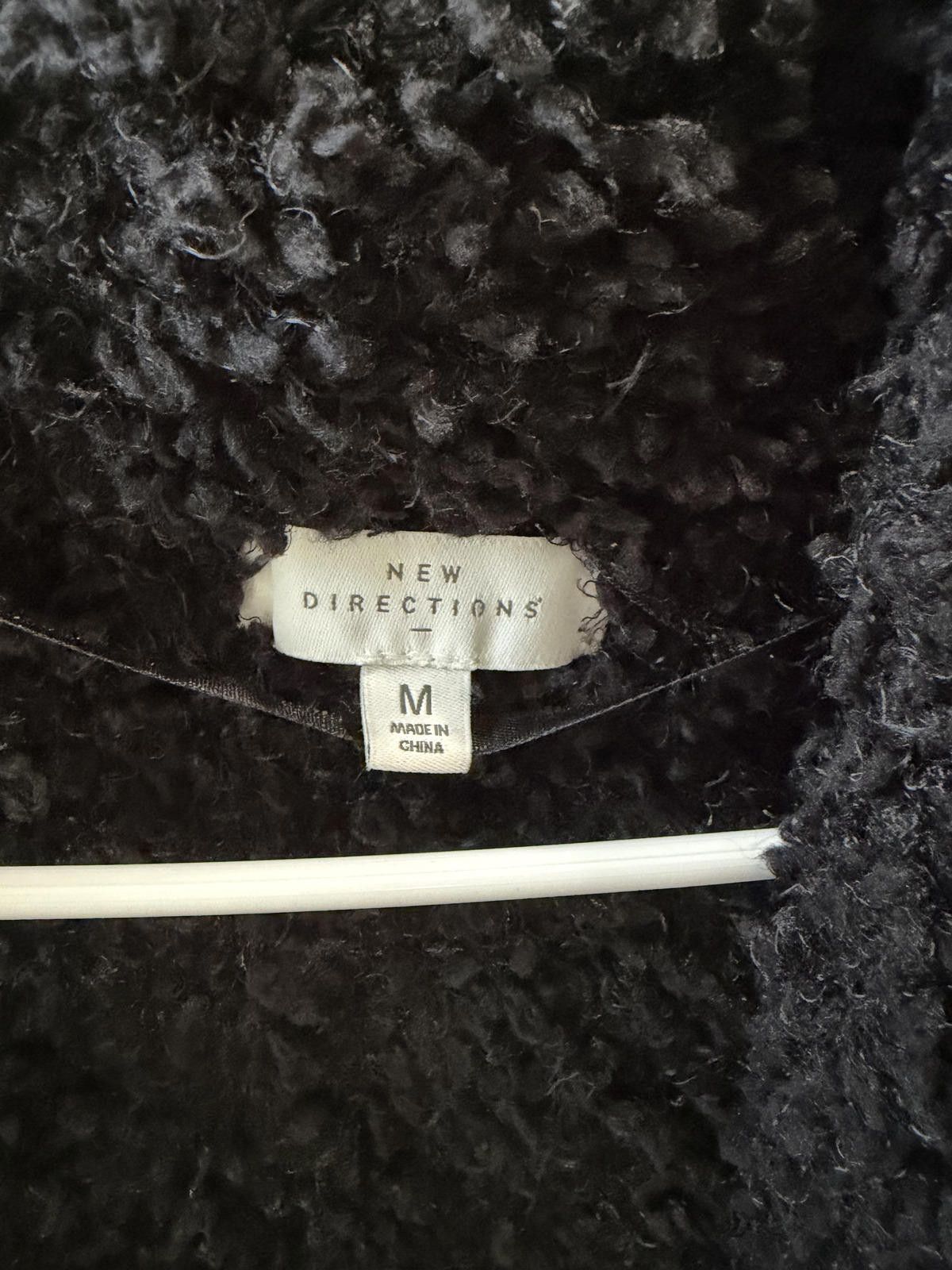 Other New Directions Black Faux Fur Open Front Vest Medium Pockets Size M / US 6-8 / IT 42-44 - 2 Thumbnail