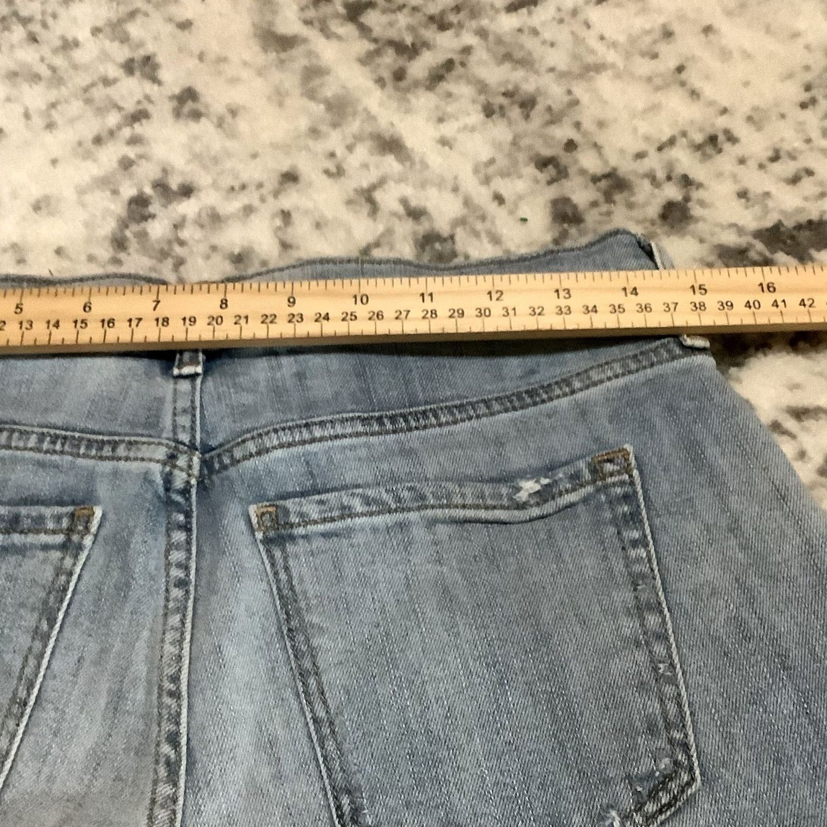Old Navy Old Navy Jeans Shorts Womens 2 Denim Boyfriend Cuffed Embroidered Distressed Blue Denim Chino Style Regular Womens Size 26" / US 2 / IT 38 - 6 Thumbnail