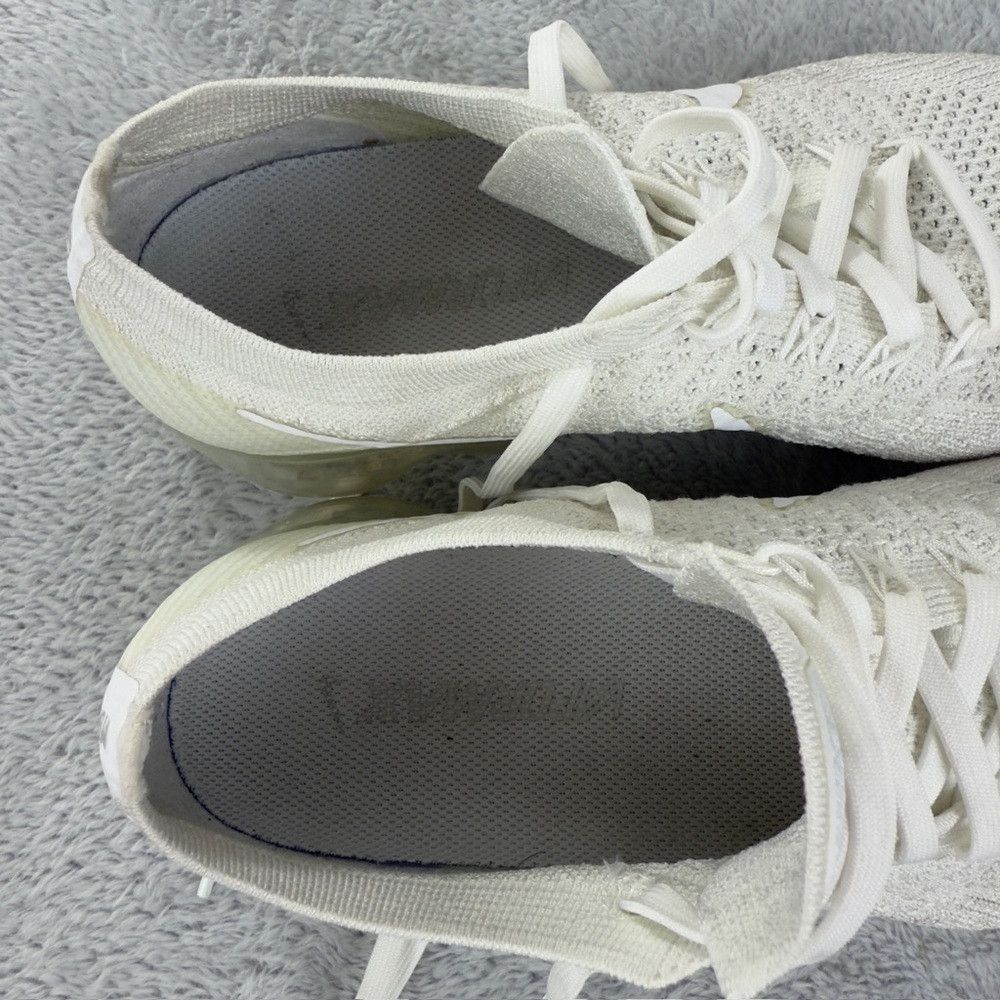 Nike Nike VaporMax FlyKnit White Christmas Athletic Shoes Women’ Size US 8.5 / IT 38.5 - 3 Thumbnail