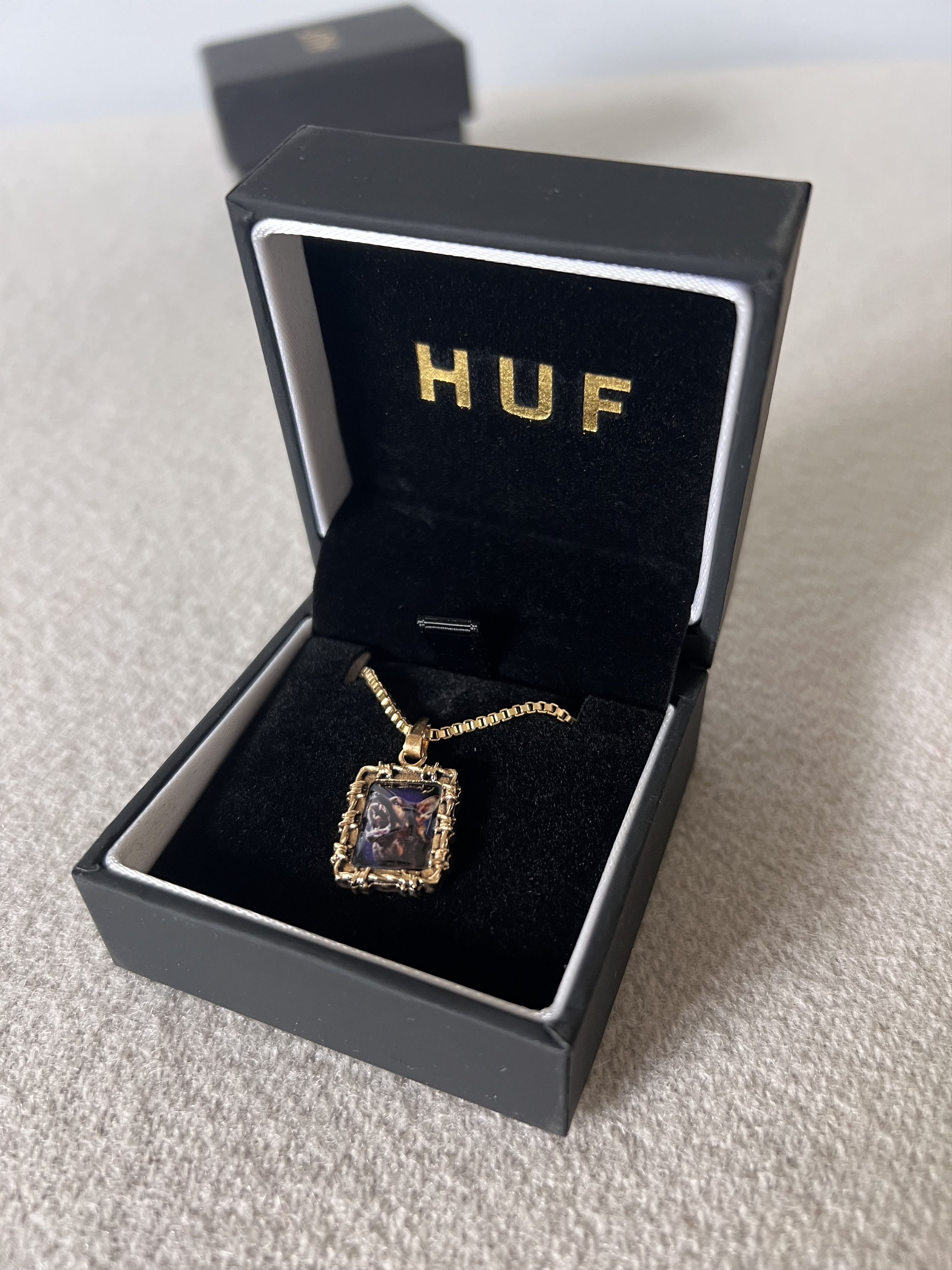 HUF Barbed Wire Dog Necklace in Gold