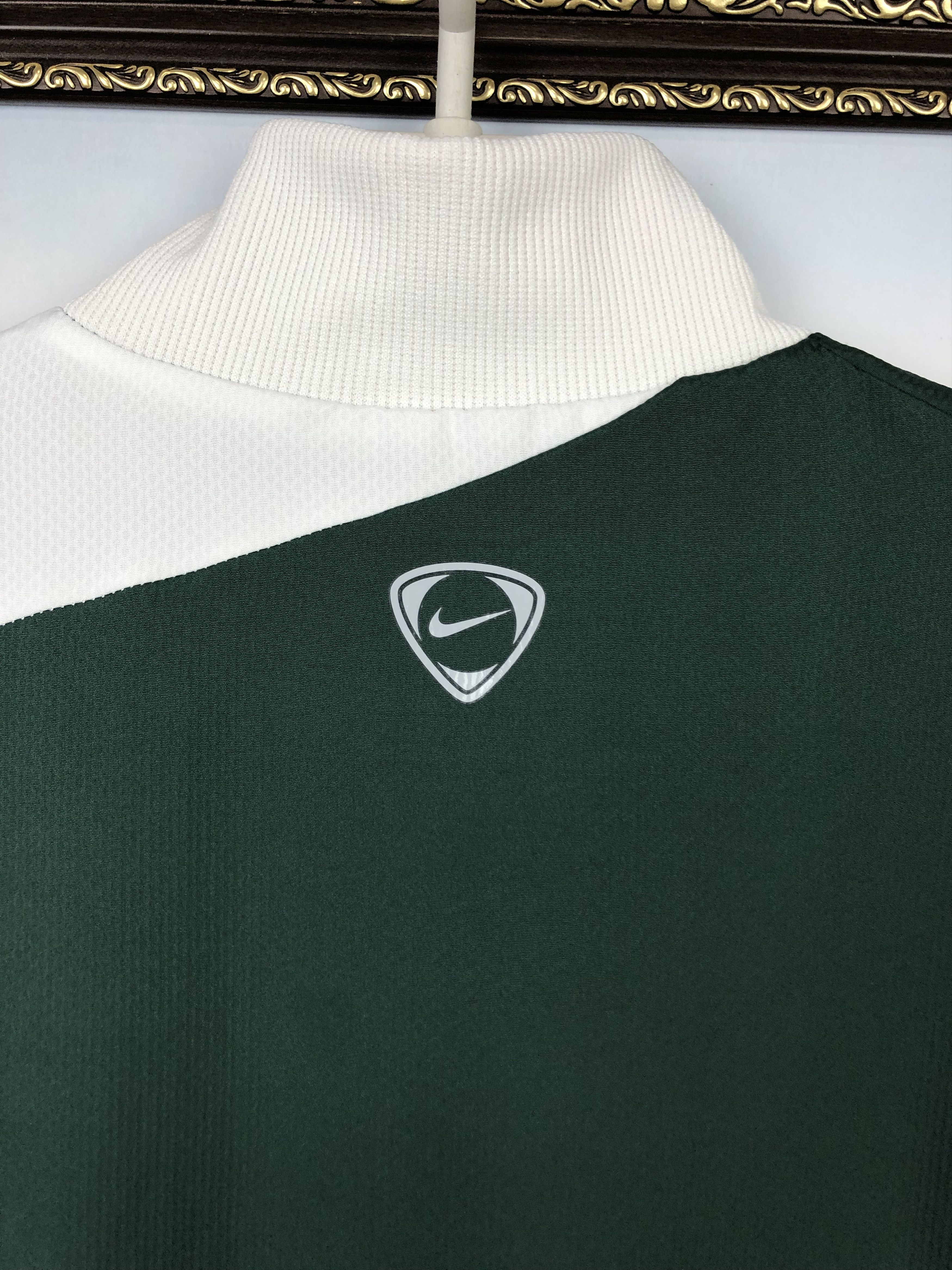 Nike Vintage Nike Celtic Football Jacket Soccer Track Top Mens Size US S / EU 44-46 / 1 - 12 Thumbnail