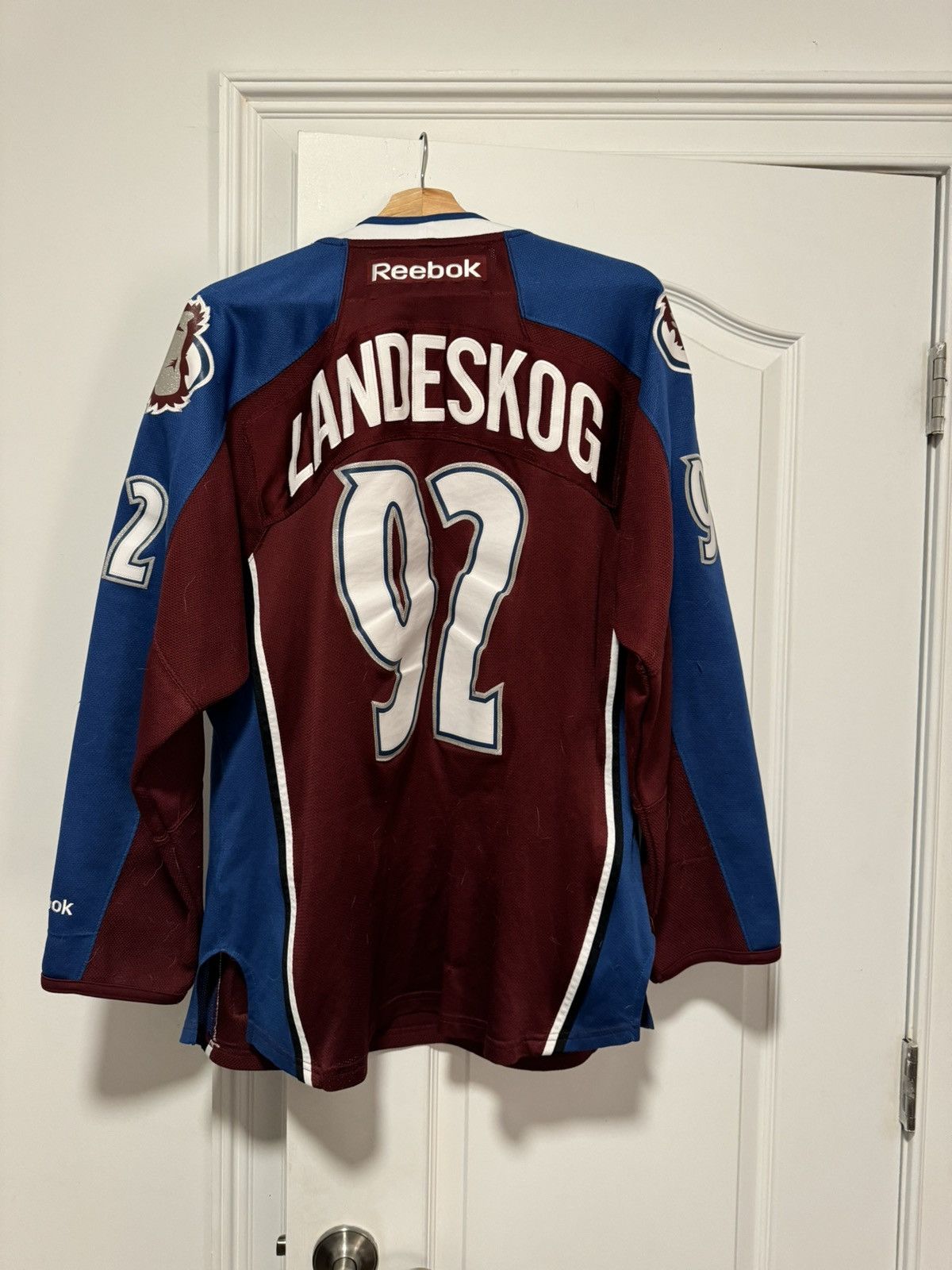 Other Colorado Avalanche Authentic Landeskog Jersey Size US M / EU 48-50 / 2 - 2 Thumbnail