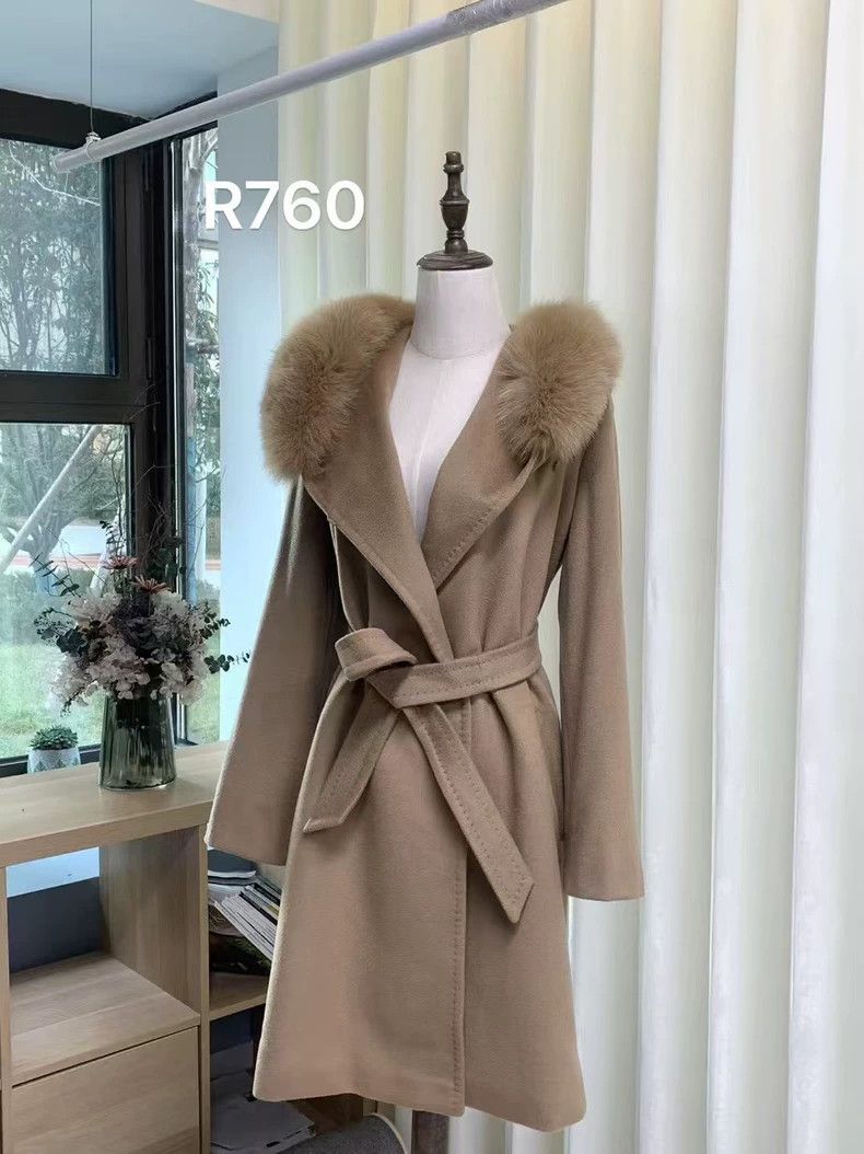 Vintage MaxMara Wool Fur Collar Coat -dmc Size US XS / EU 42 / 0 - 1 Thumbnail