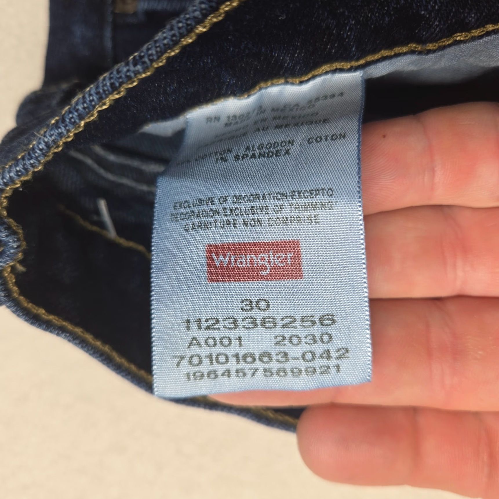 Wrangler VINTAGE Wrangler Men's Shorts Bermuda Relaxed Fit Cotton Stretch 10" Denim Blue Summer Casual Size US 30 / EU 46 - 2 Thumbnail