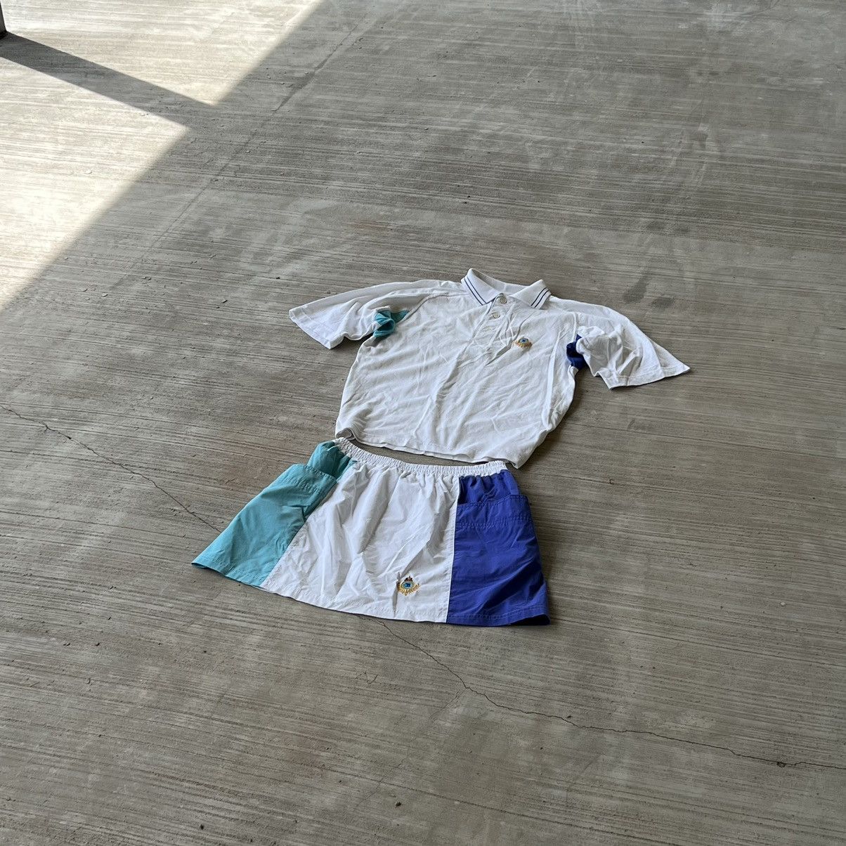 Bally × Vintage Bally Design Bent Kids Rare Vintage Suit T-Shirt Skirt Size M / US 6-8 / IT 42-44 - 1 Thumbnail