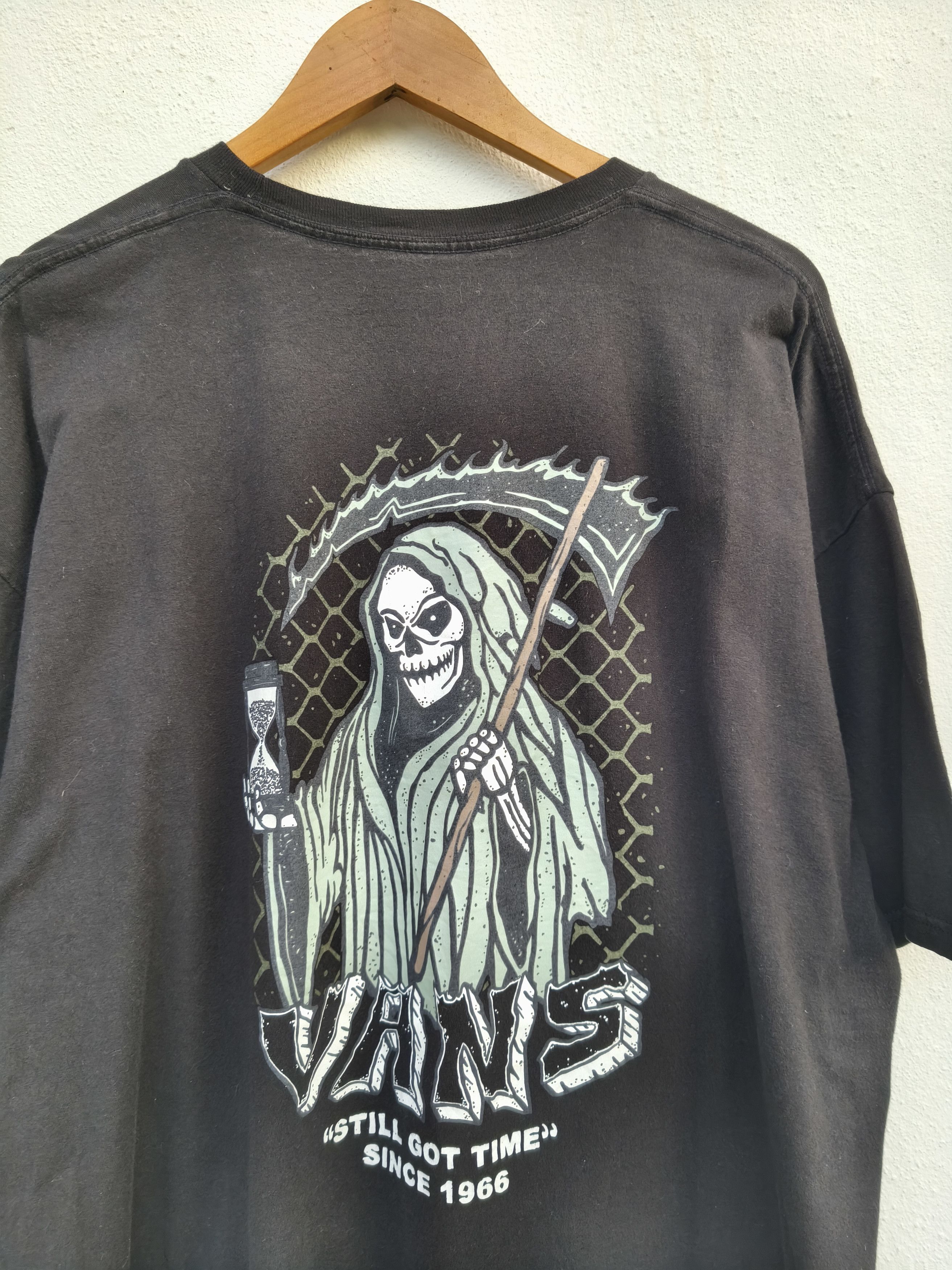 Vans Vans t shirt skulls Vans of the wall Size US XL / EU 56 / 4 - 5 Thumbnail