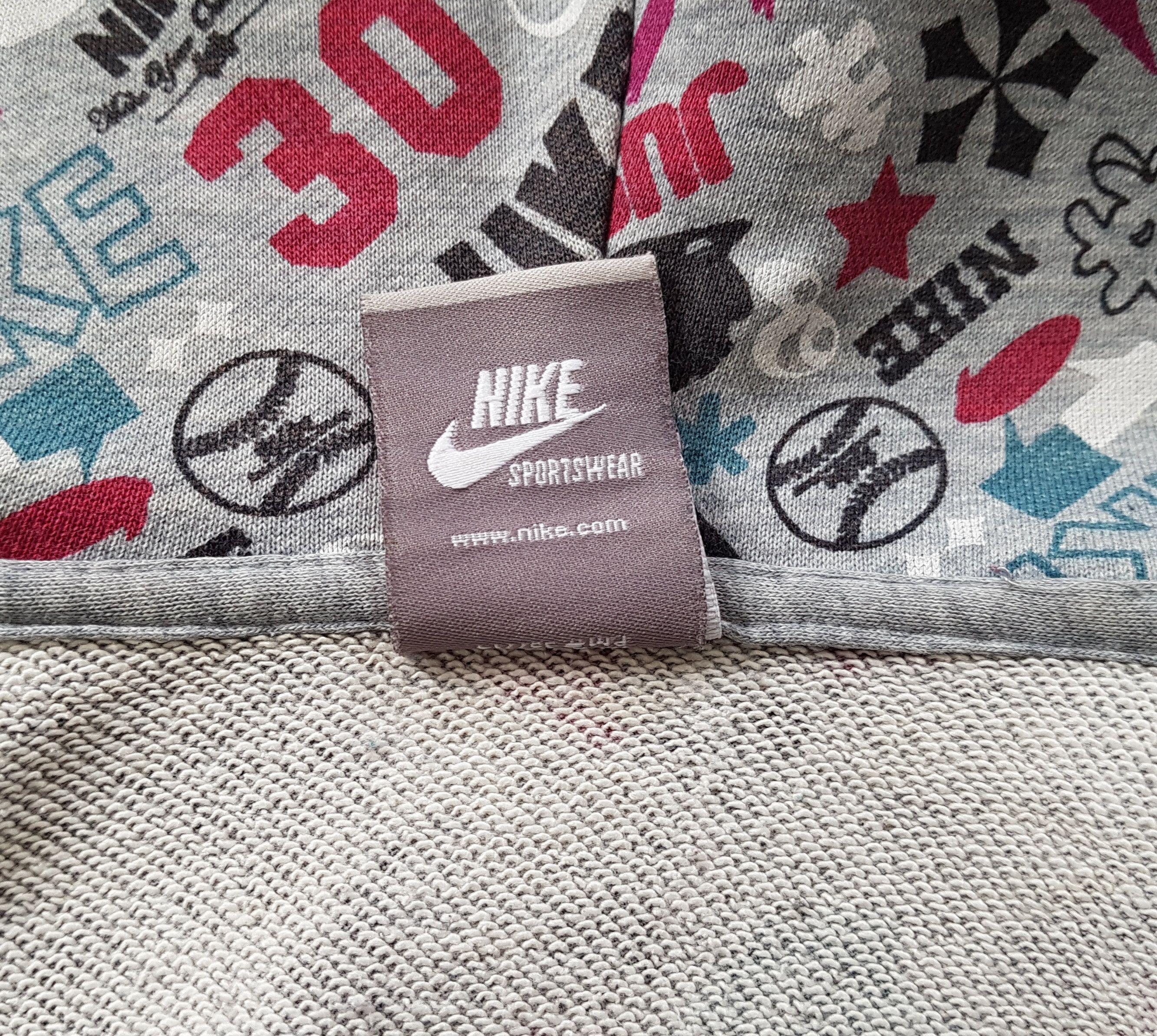 Nike Vintage Nike y2k Full Zip Graphic Printed Hoodie sz XL Size US XL / EU 56 / 4 - 16 Thumbnail