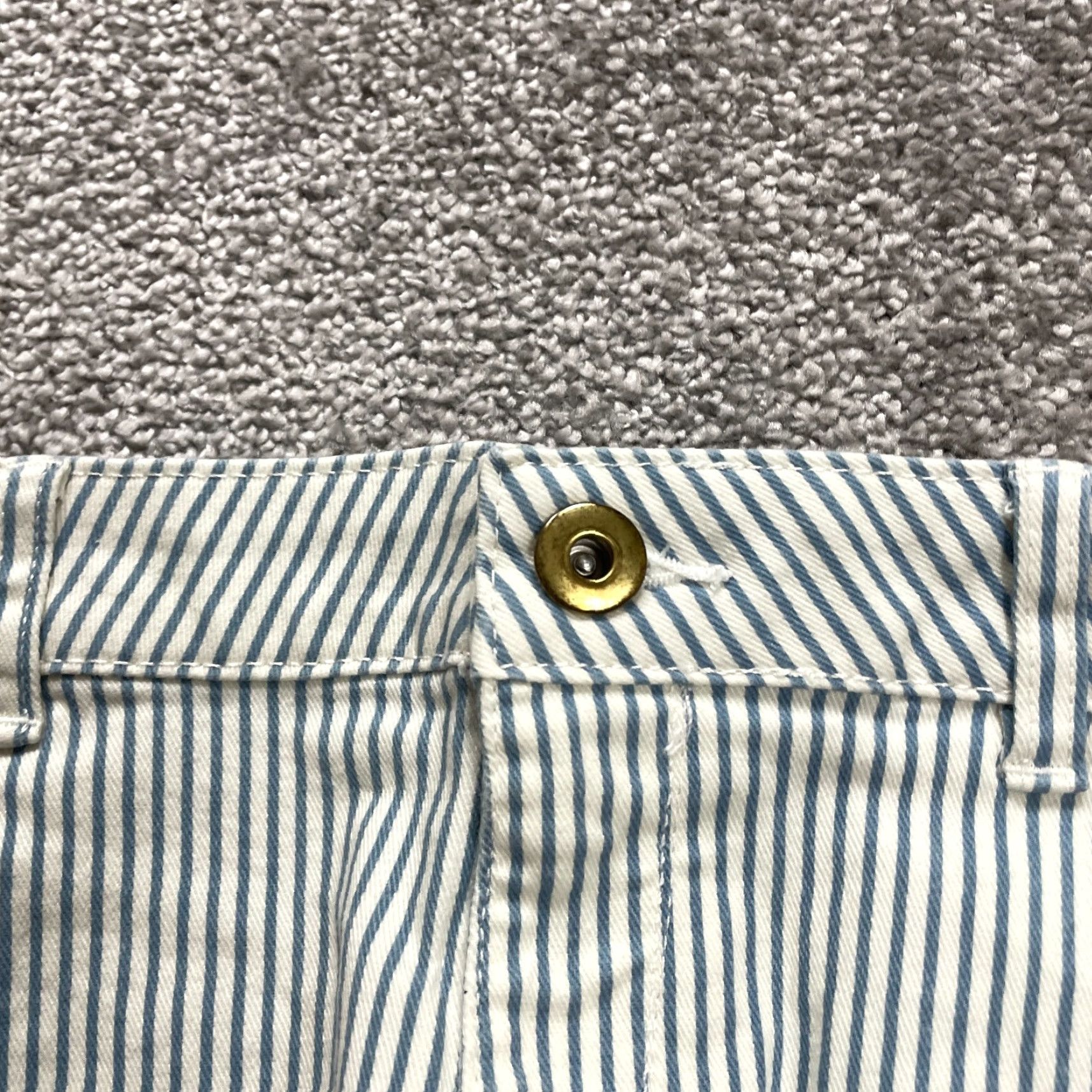 H&M VINTAGE H&M Women’s Bermuda Shorts Casual Cotton Spandex 38 White Blue Striped Mid Rise 30x2 Size 26" / US 2 / IT 38 - 3 Thumbnail