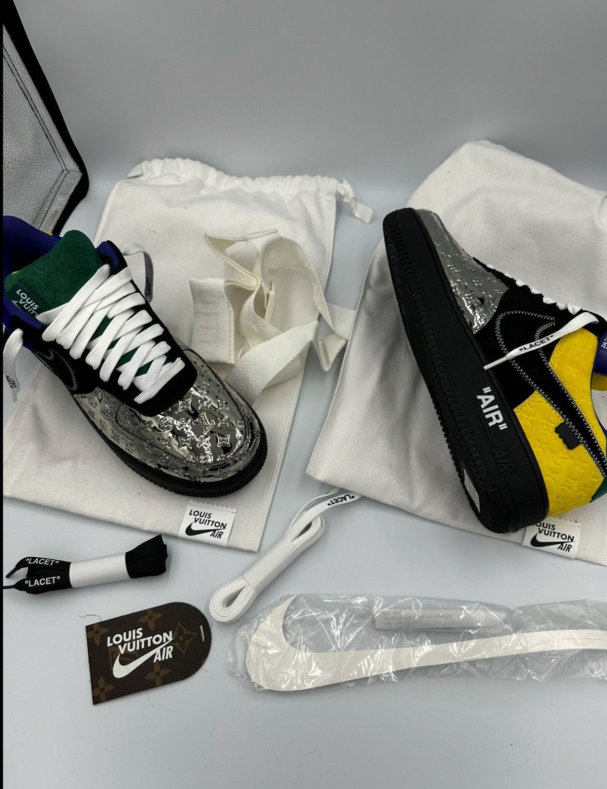 Louis Vuitton Louis Vuitton x Nike Air Force Size US 8 / EU 41 - 1 Thumbnail