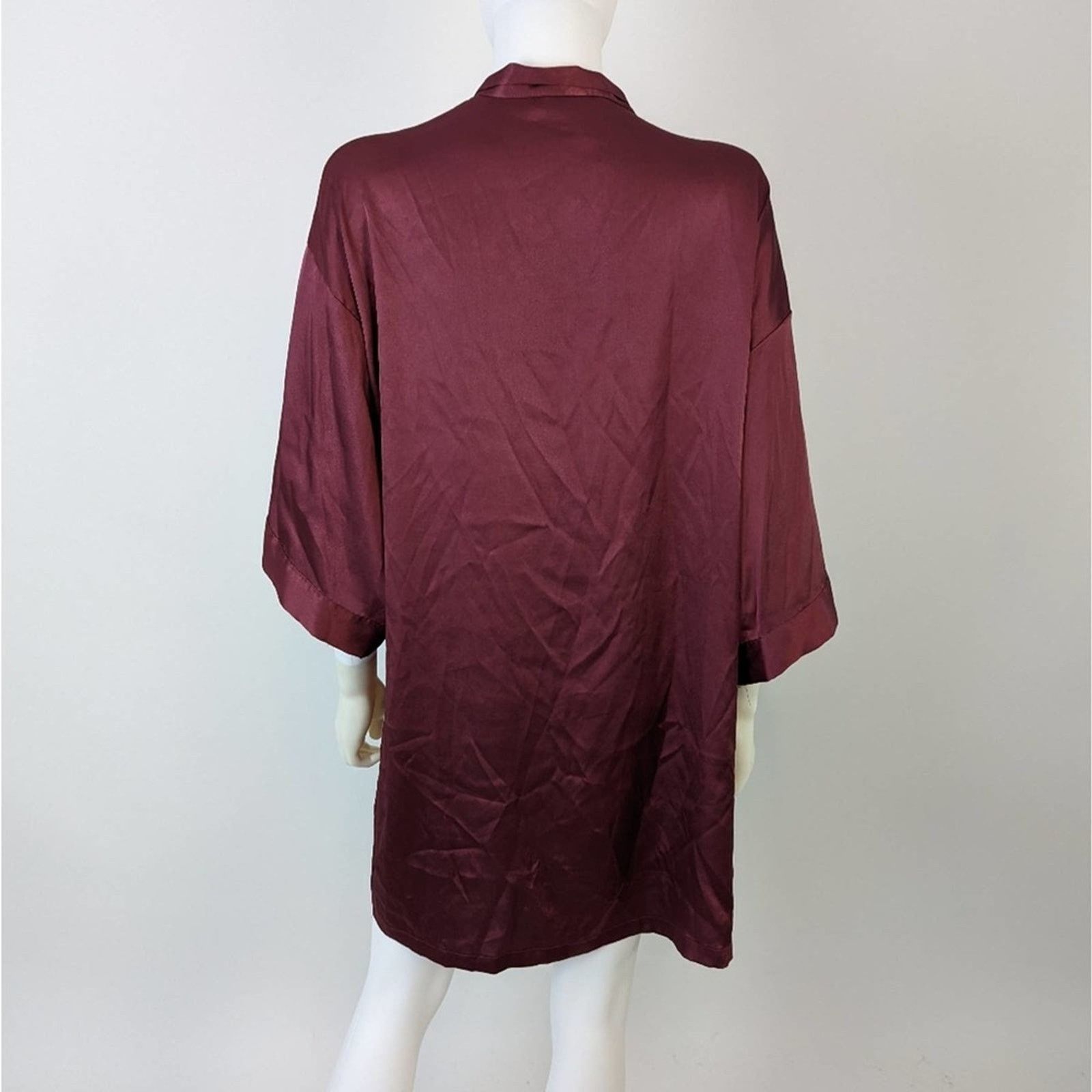 Victoria's Secret Victoria's Secret Silky Robe Size ONE SIZE - 4 Thumbnail