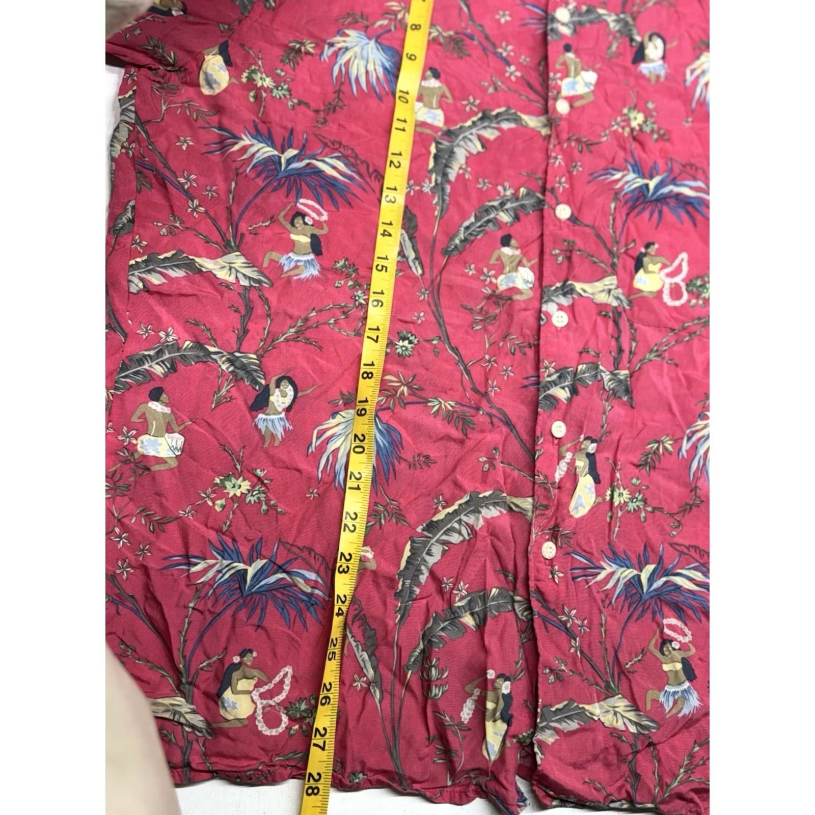 Reyn Spooner VINTAGE Reyn Spooner Hawaiian Shirt Floral Hula Girl Lei Red Mens L Short Sleeve Button-Up Pocket Breathing Rayon Summer Spring Fall Size US L / EU 52-54 / 3 - 5 Thumbnail