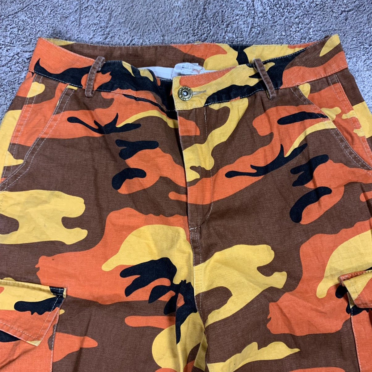 Vintage Vintage 90s Japanese Baggy Cargo Pants Camo Streetwear 30 Size US 30 / EU 46 - 5 Thumbnail