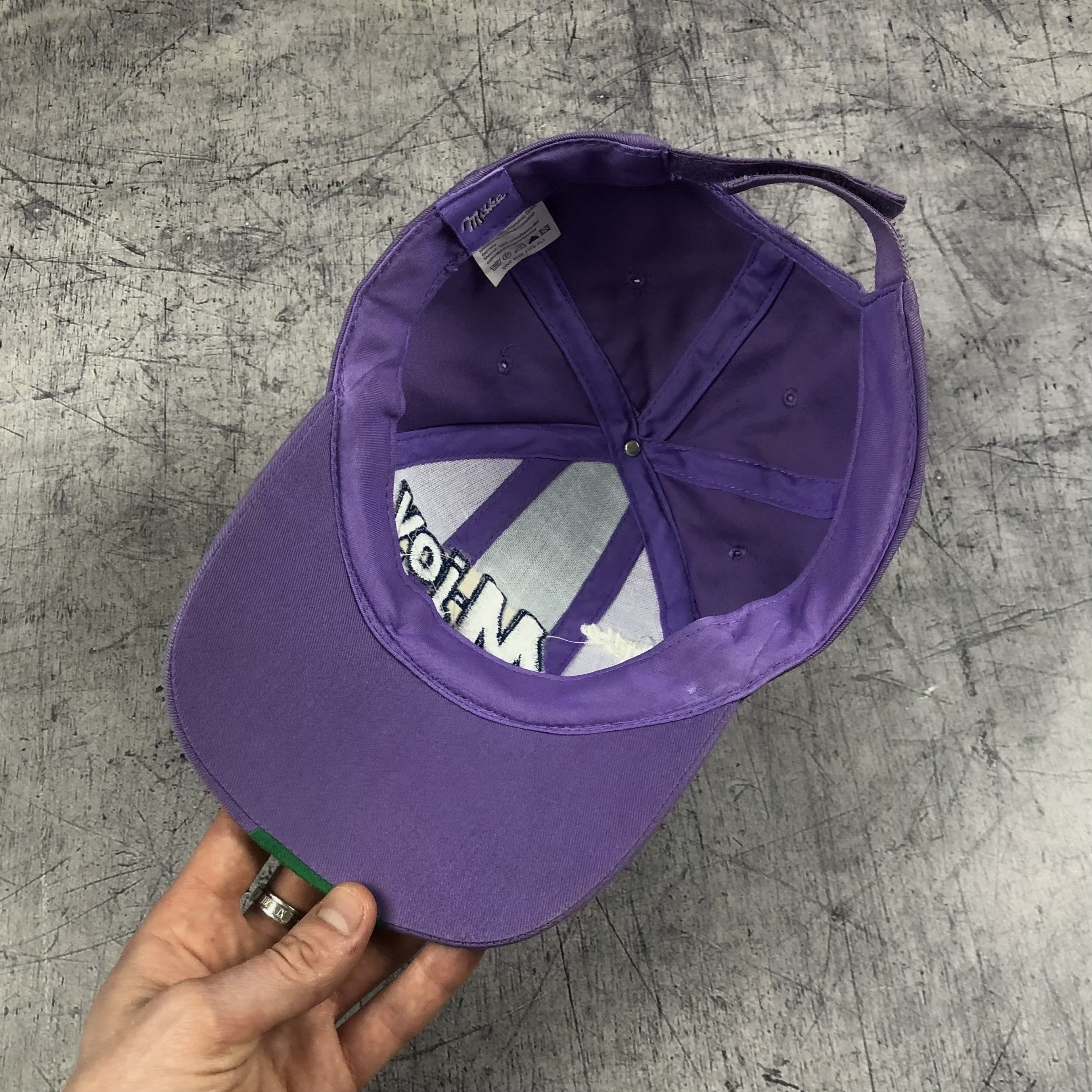 Vintage Y2K Milka MILFA M-Joy Chocolate Cap Size ONE SIZE - 6 Thumbnail